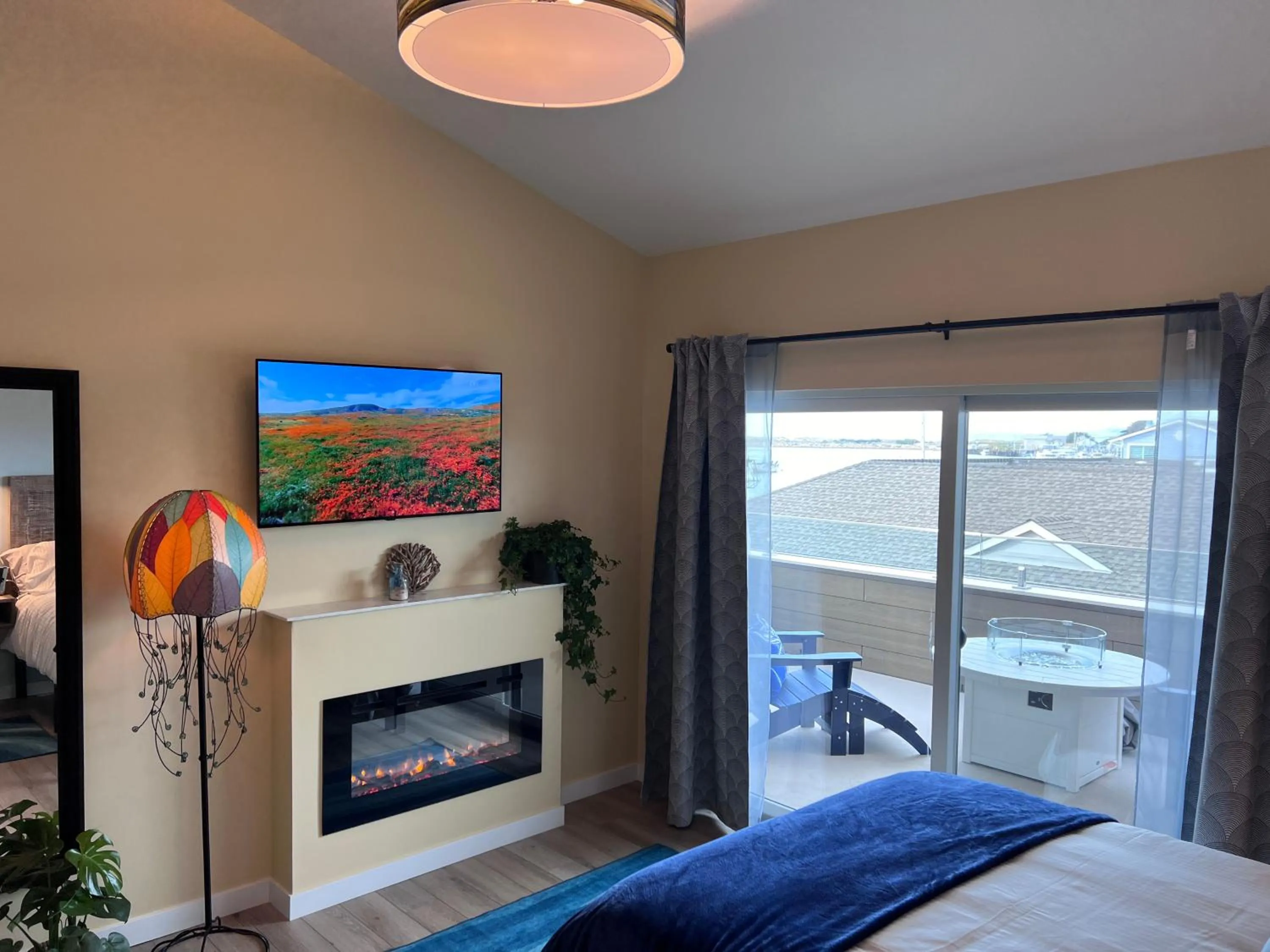 TV and multimedia, Bed in HarborWalk Inn