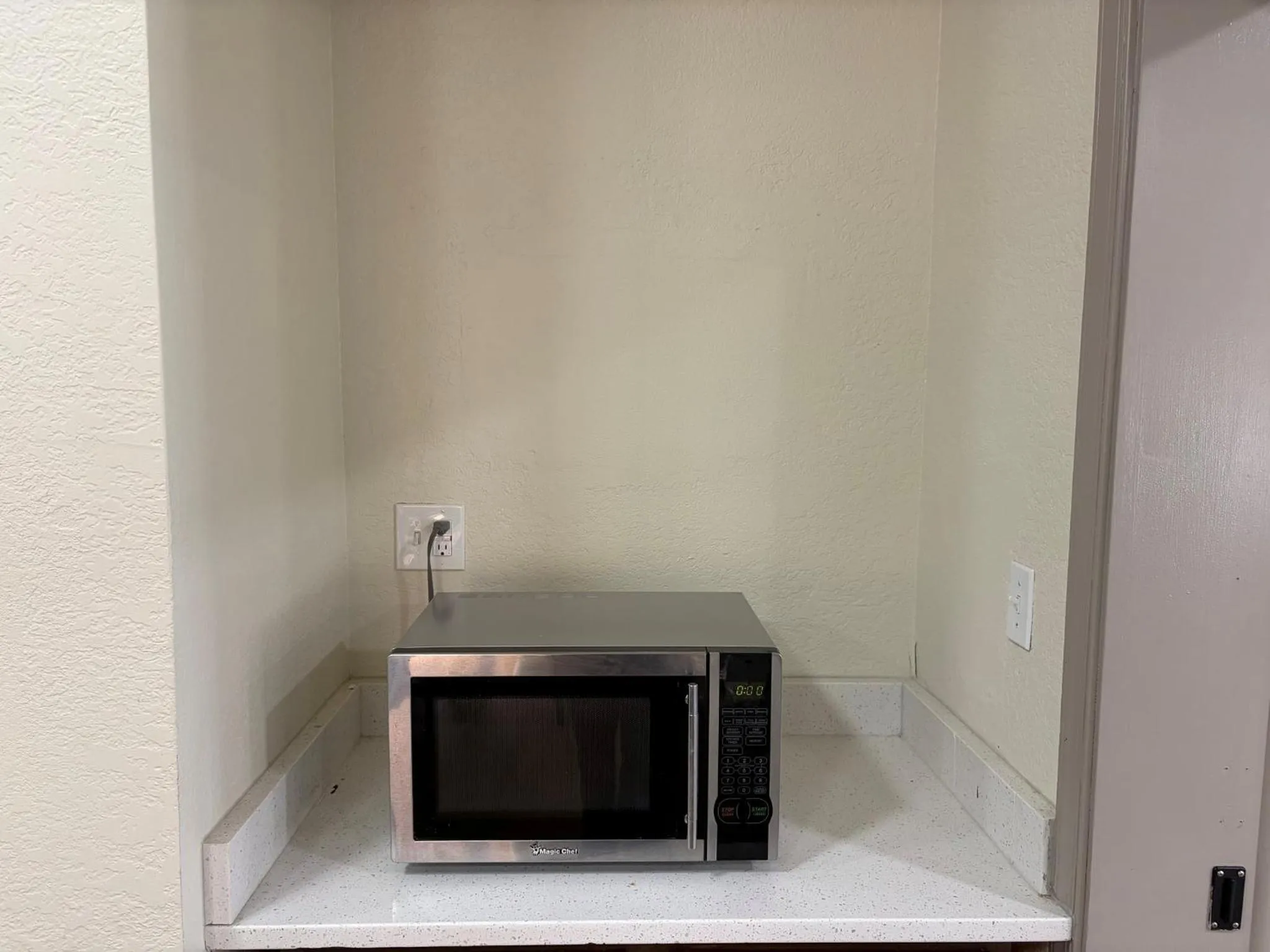 Breakfast in HomeTowne Studios by Red Roof Richmond, VA - W Broad St