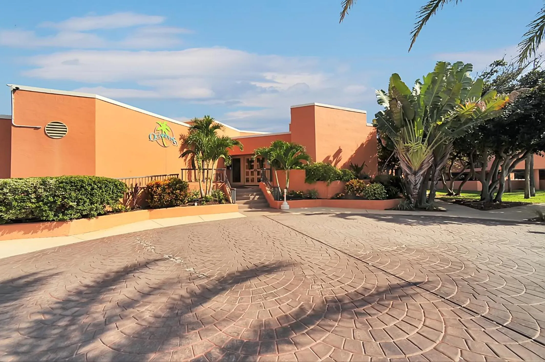 Property building in Oceanique Resort