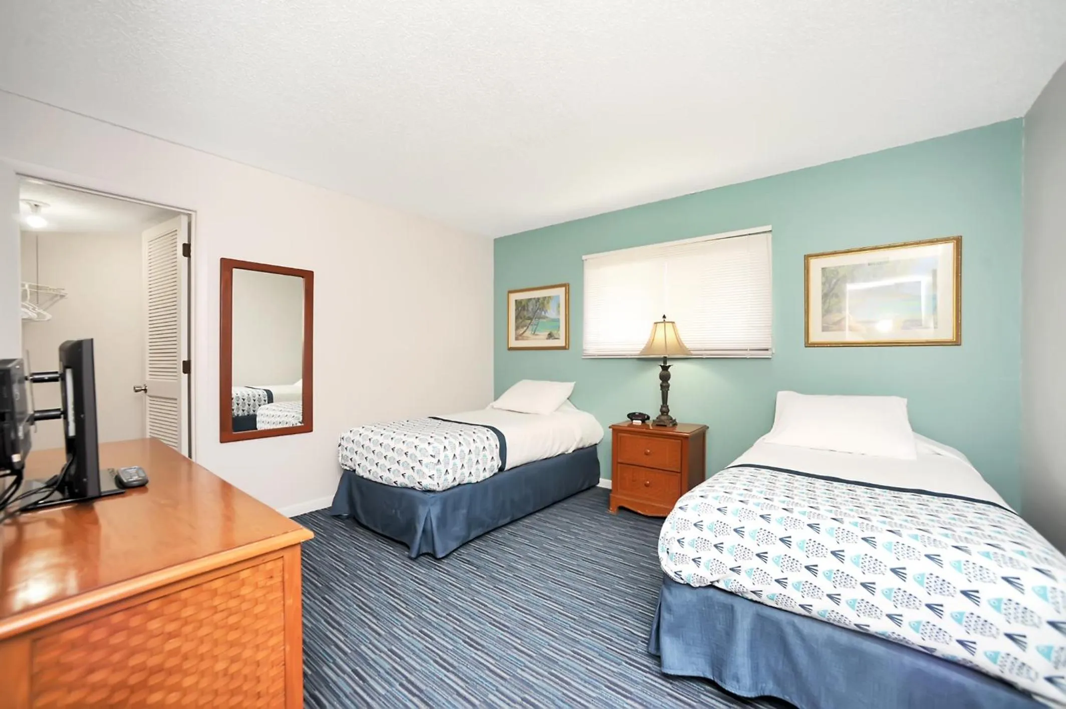 Bedroom, Bed in Oceanique Resort