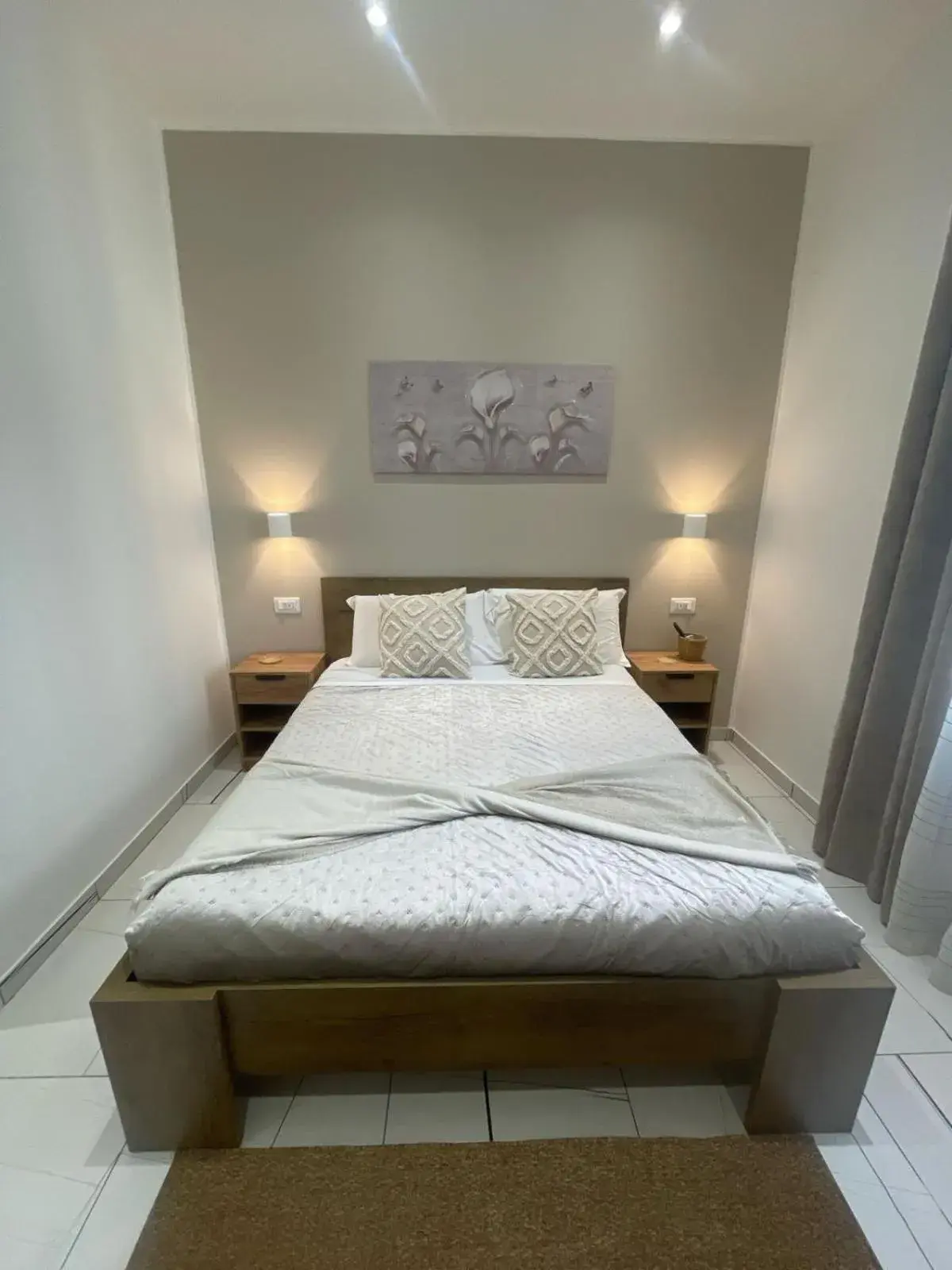 Double Room in Laura Rooms Double Room in Laura Rooms