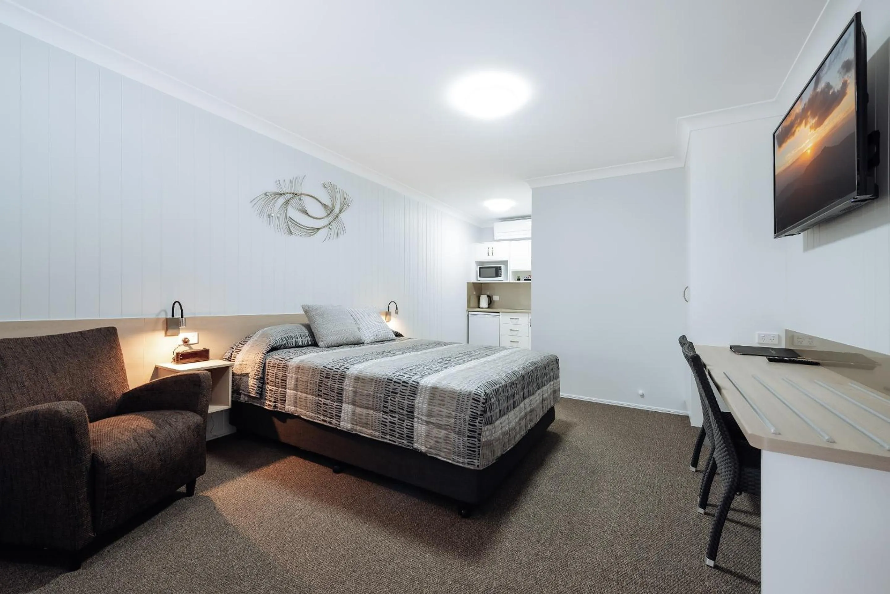 Bed in Raintree Motel Biloela