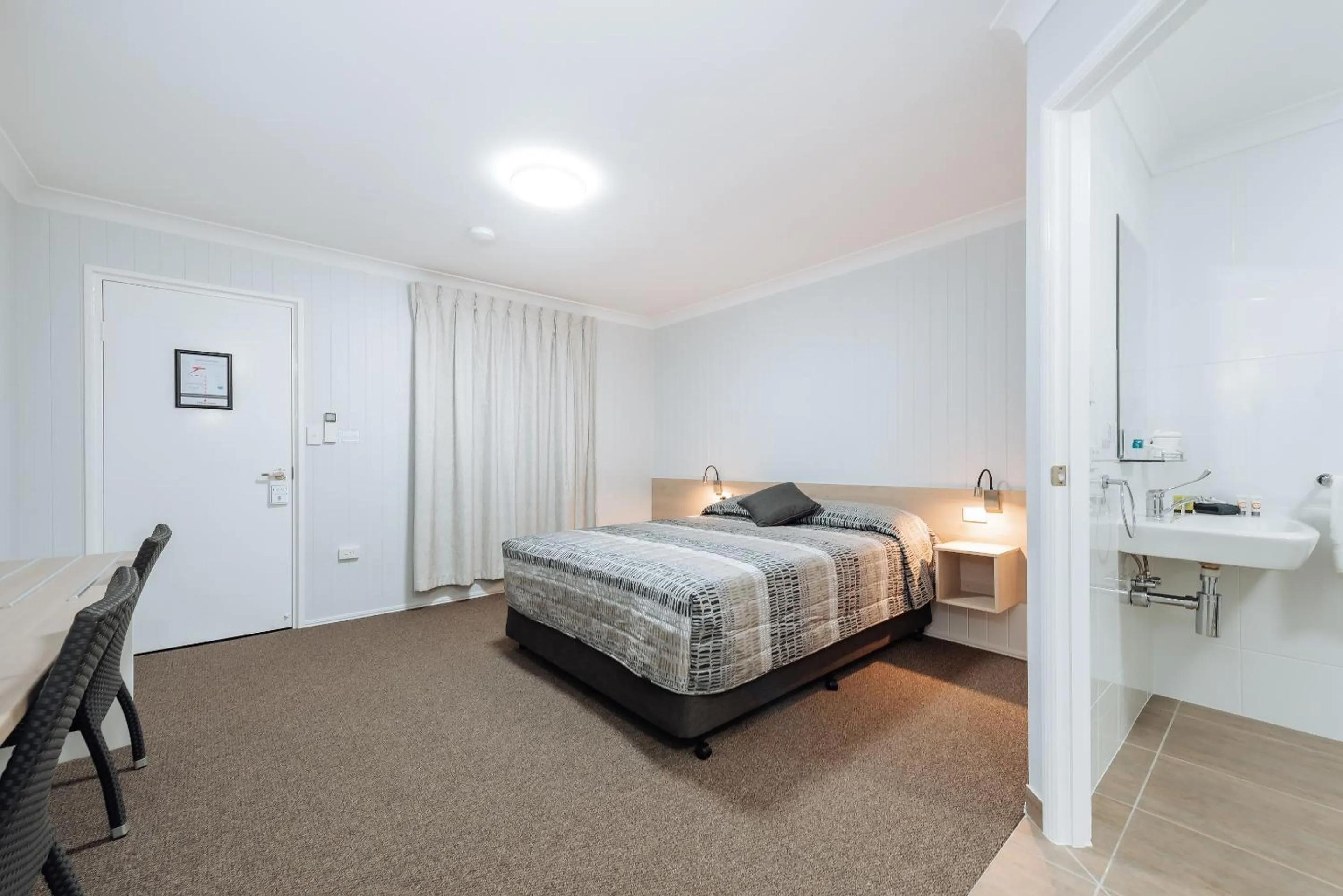 Bed in Raintree Motel Biloela