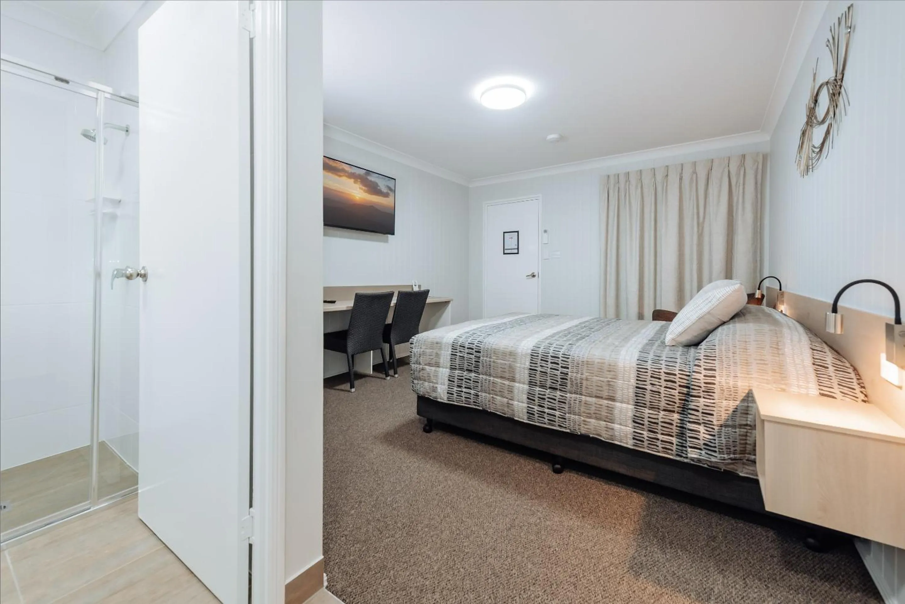 Bed in Raintree Motel Biloela