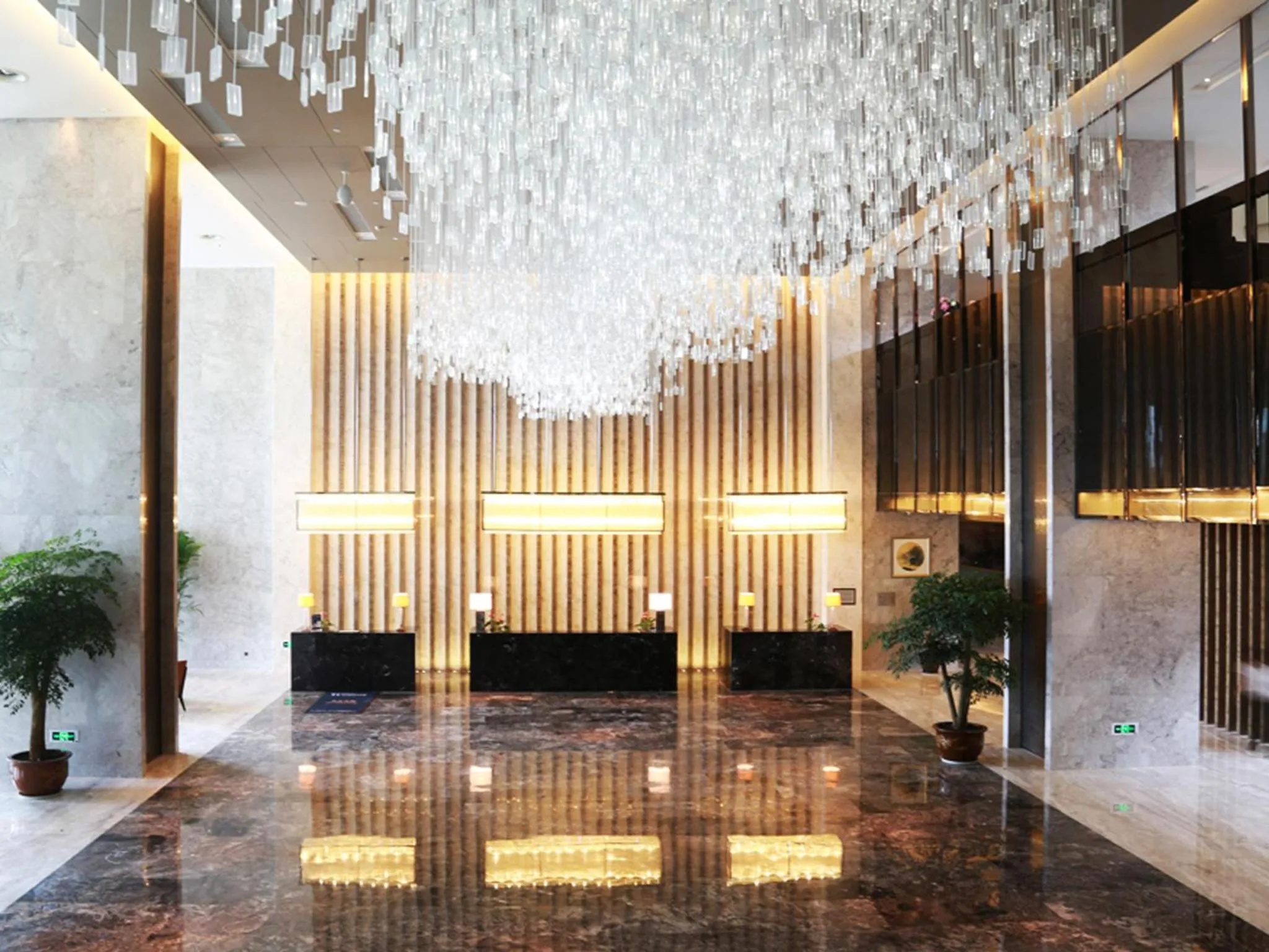 Lobby or reception in Ramada Plaza Liuzhou Liudong