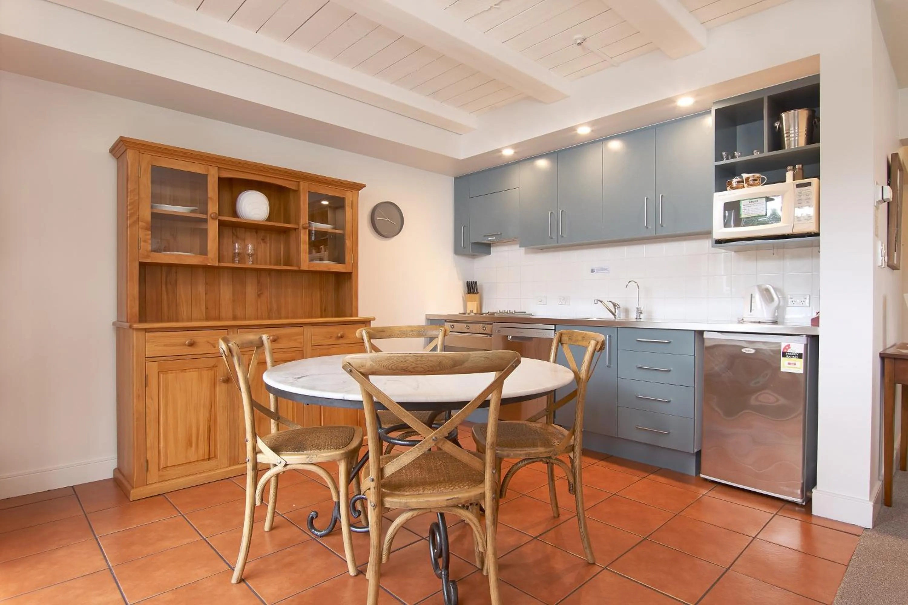 Dining area in Akaroa Village Inn