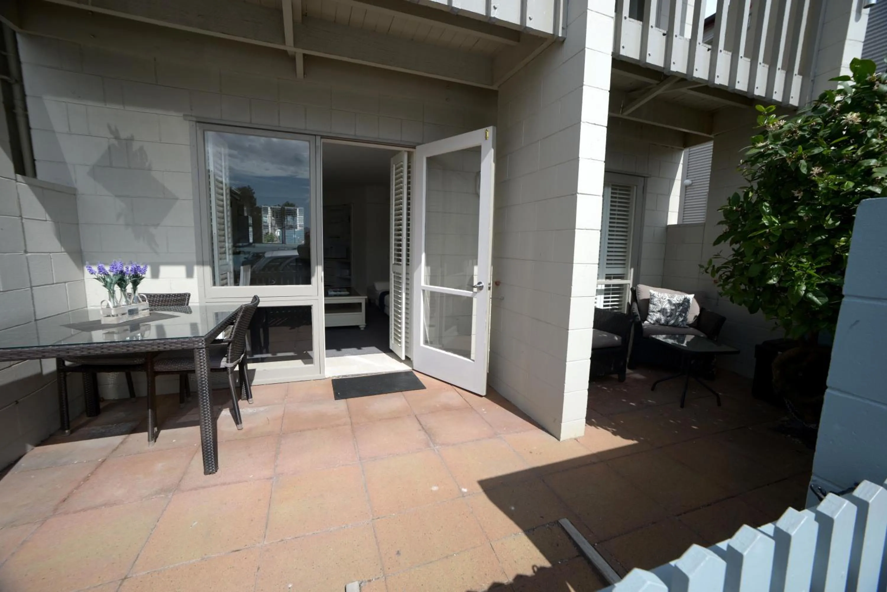 Patio in Akaroa Village Inn