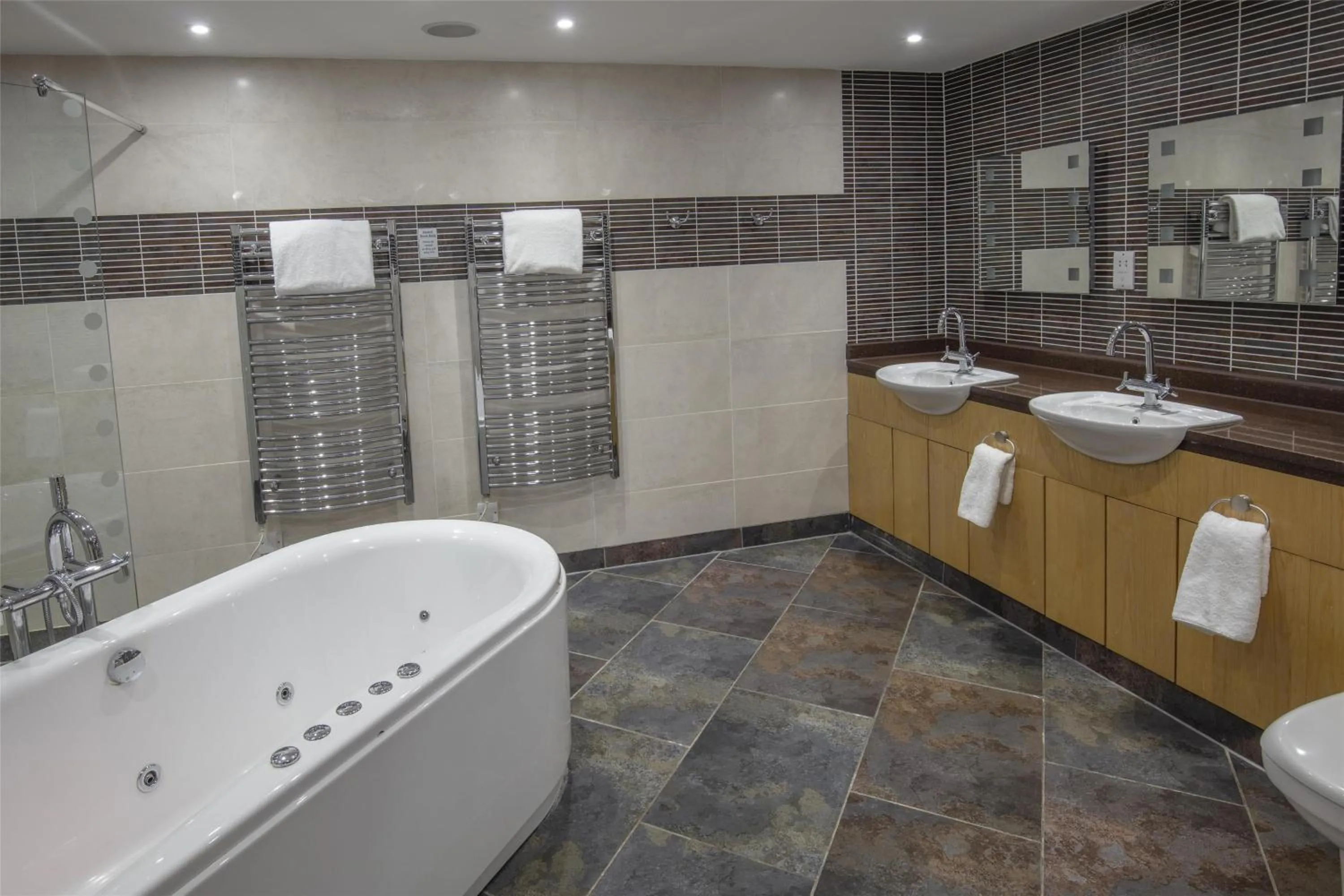 Bathroom in Best Western Premier Suites Hotel & Spa Liverpool-Knowsley