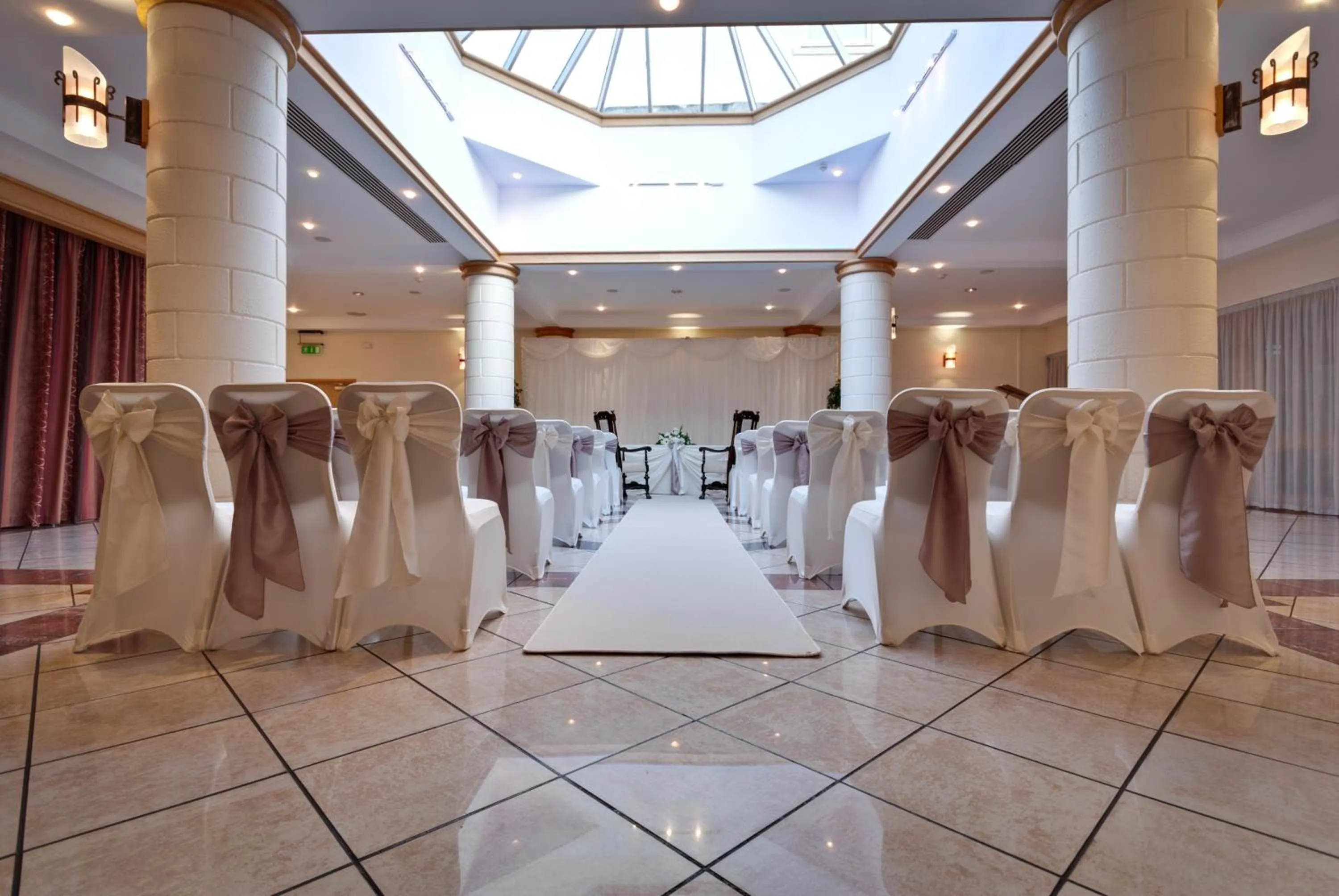 Banquet/Function facilities in Best Western Premier Knowsley Suites Hotel & Spa