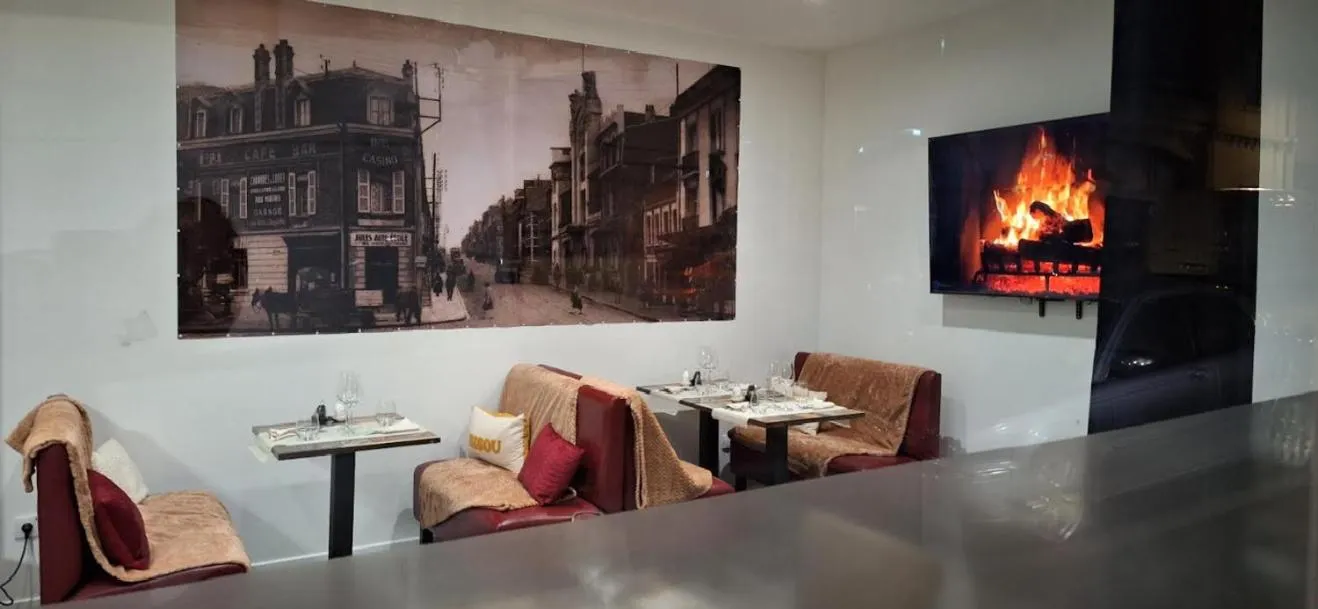 Restaurant/places to eat in hôtel- restaurant le Saint Quentin