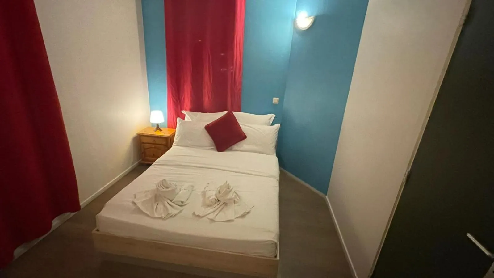 Bed in hôtel- restaurant le Saint Quentin