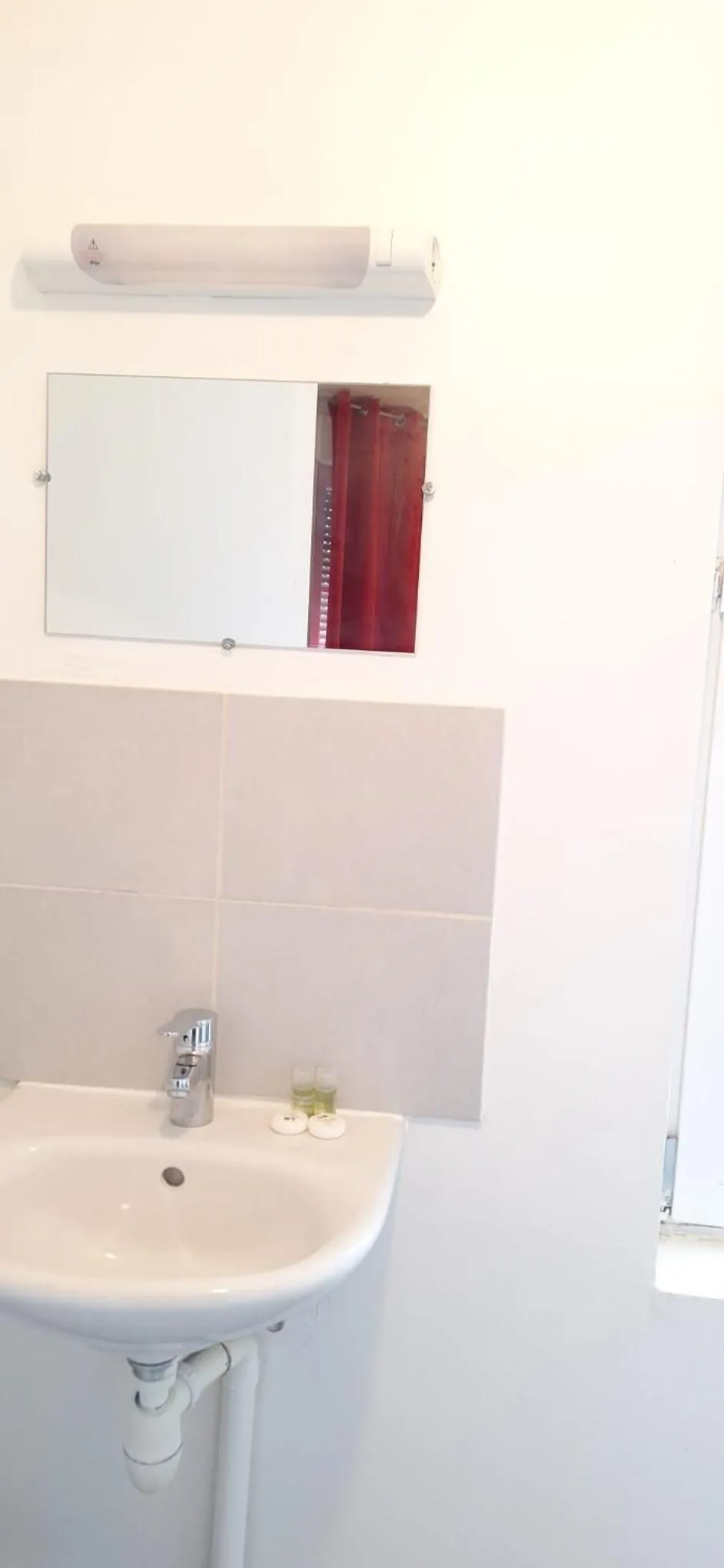 hôtel- restaurant le Saint Quentin