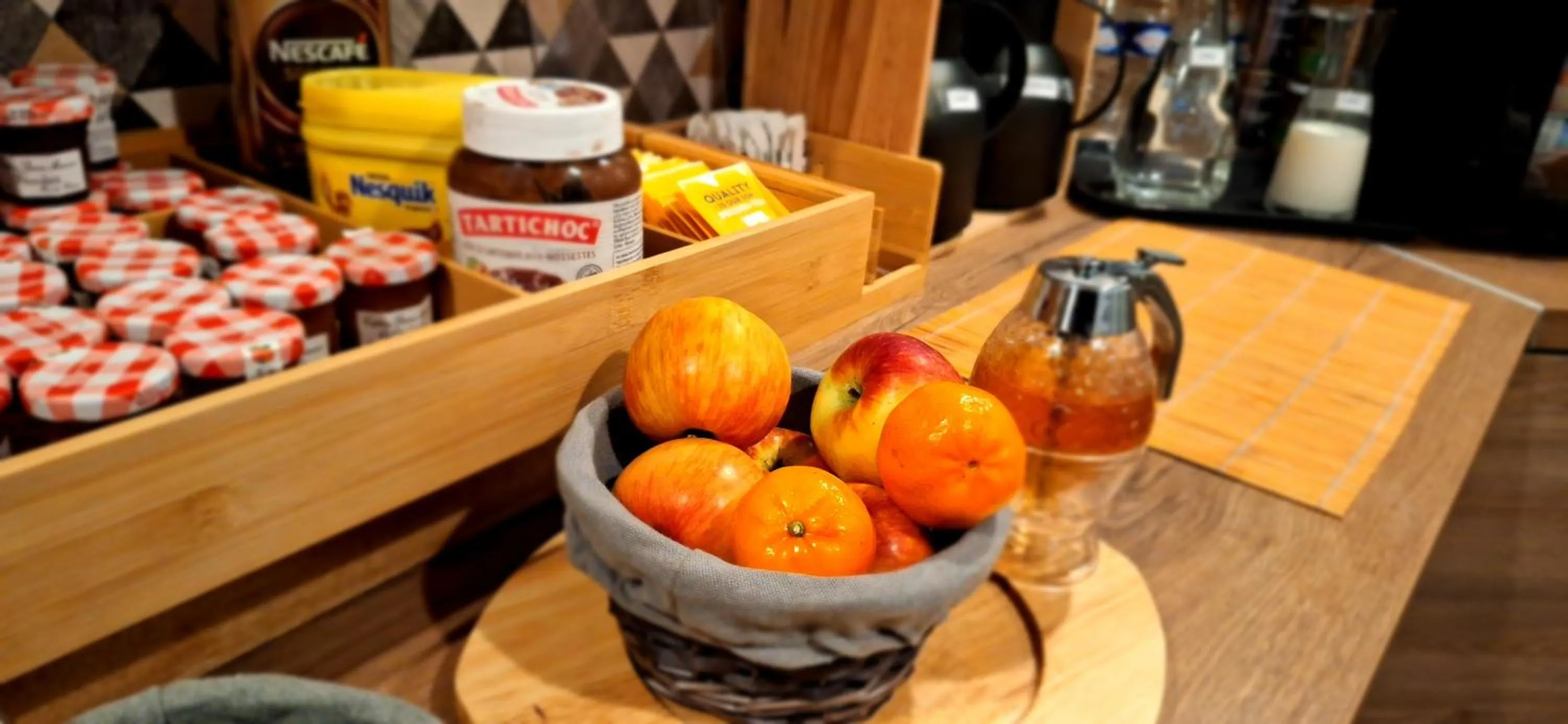 Breakfast in hôtel- restaurant le Saint Quentin