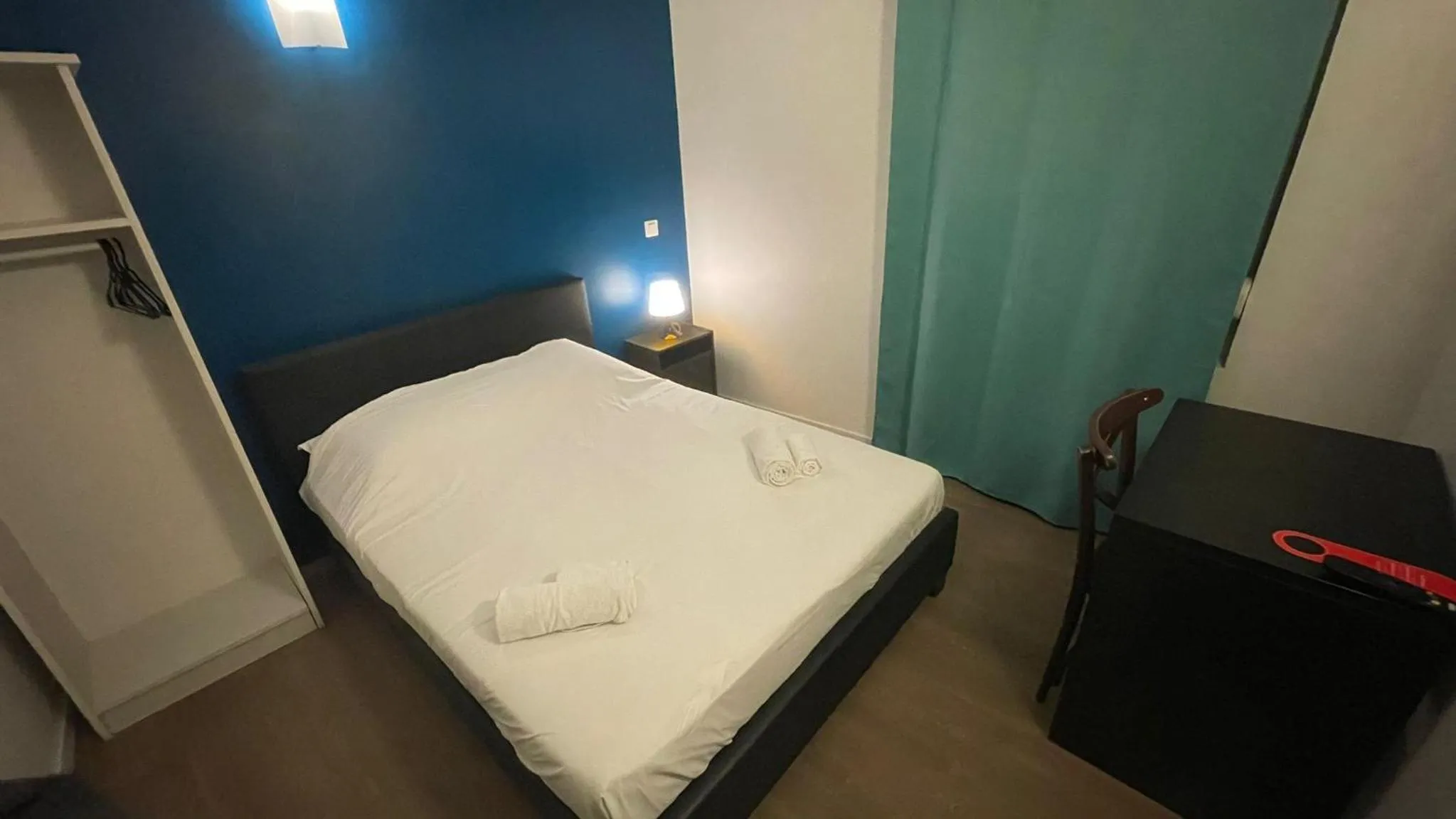 Bed in hôtel- restaurant le Saint Quentin