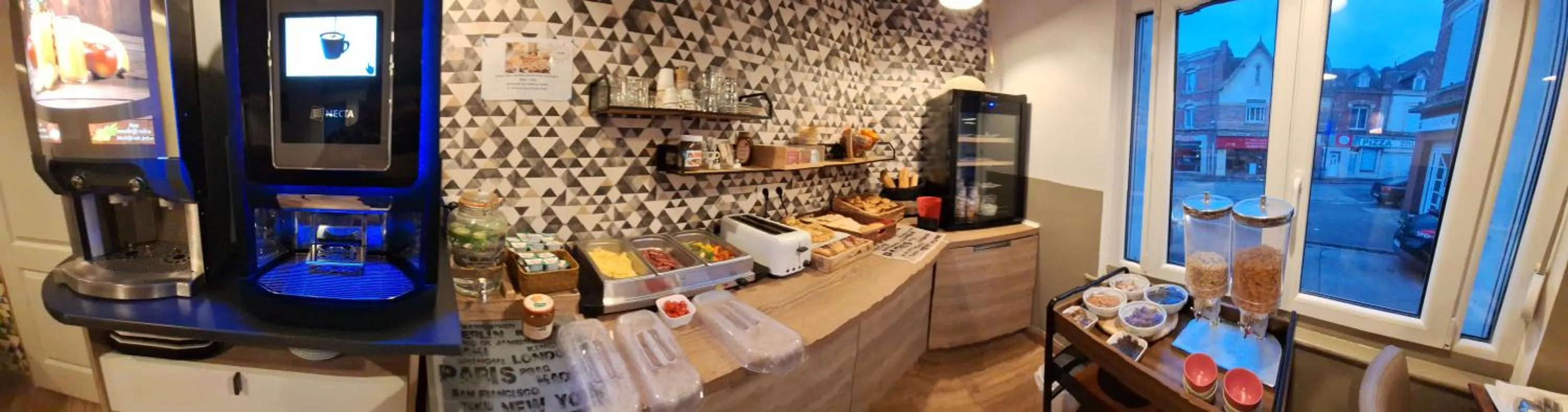 Food and drinks in hôtel- restaurant le Saint Quentin