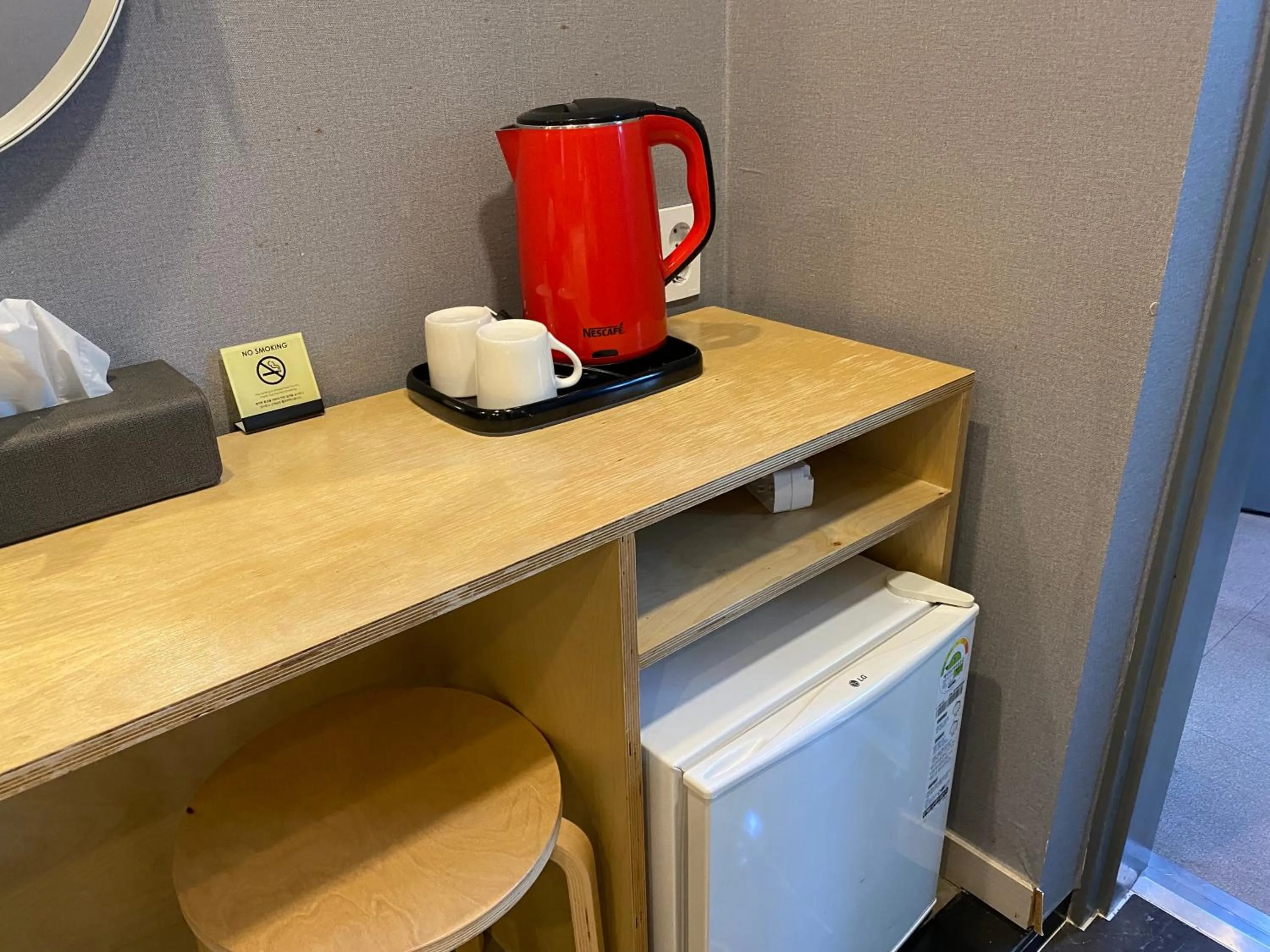 Coffee/tea facilities in Hotel DADA Insadong
