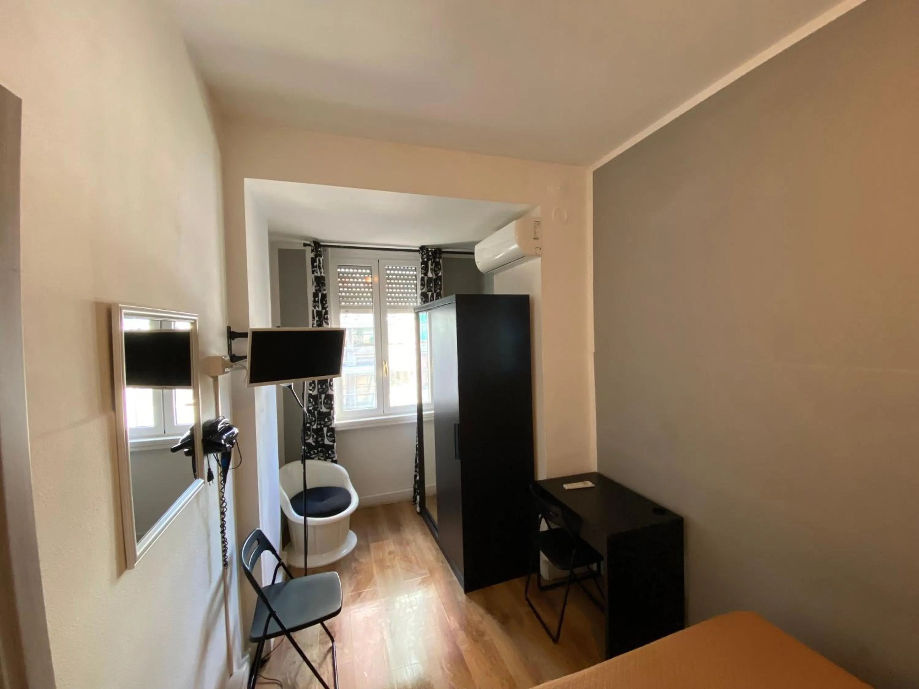 Bed in Guest House Pirelli Milano