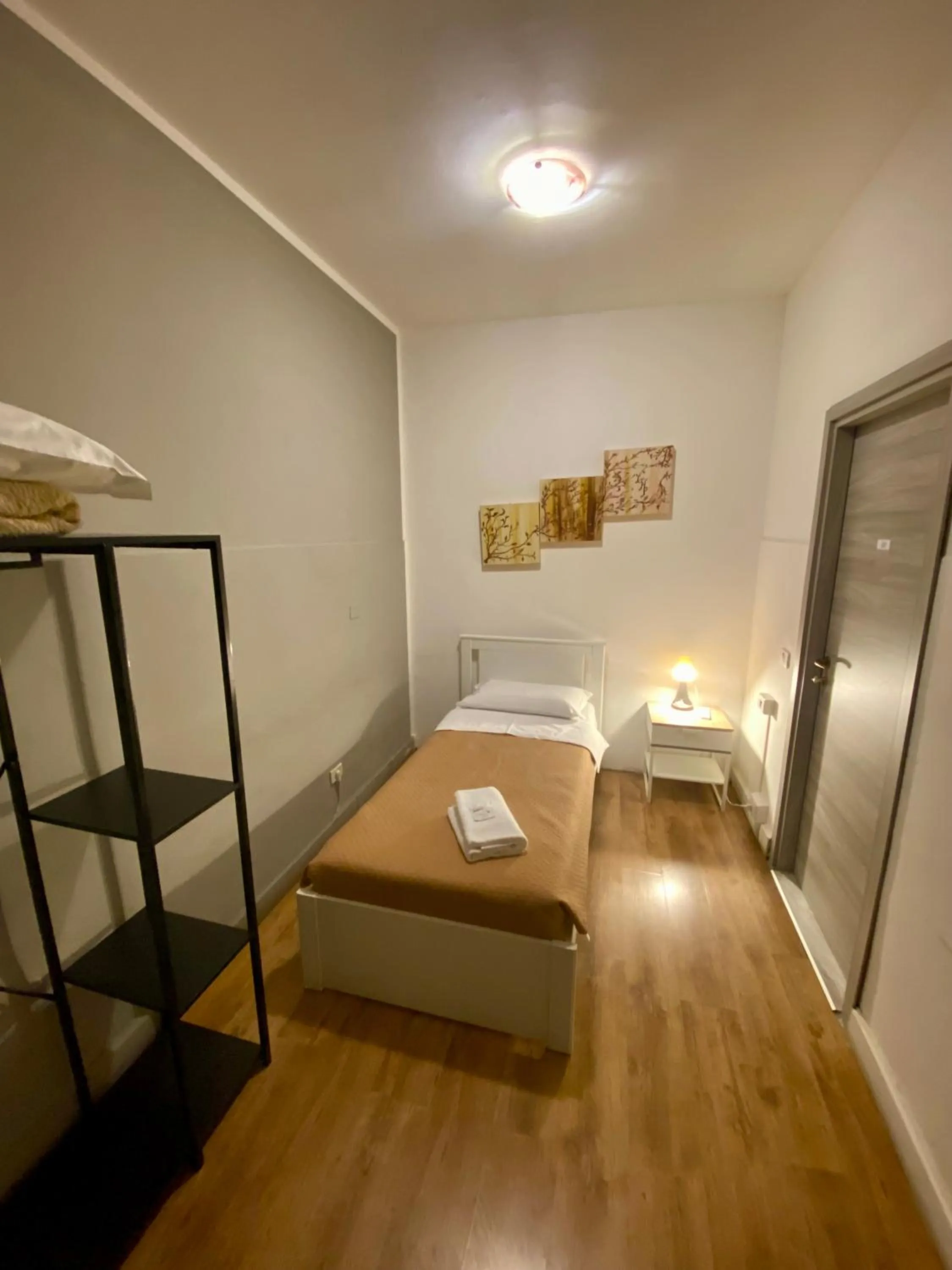 Bed in Guest House Pirelli Milano