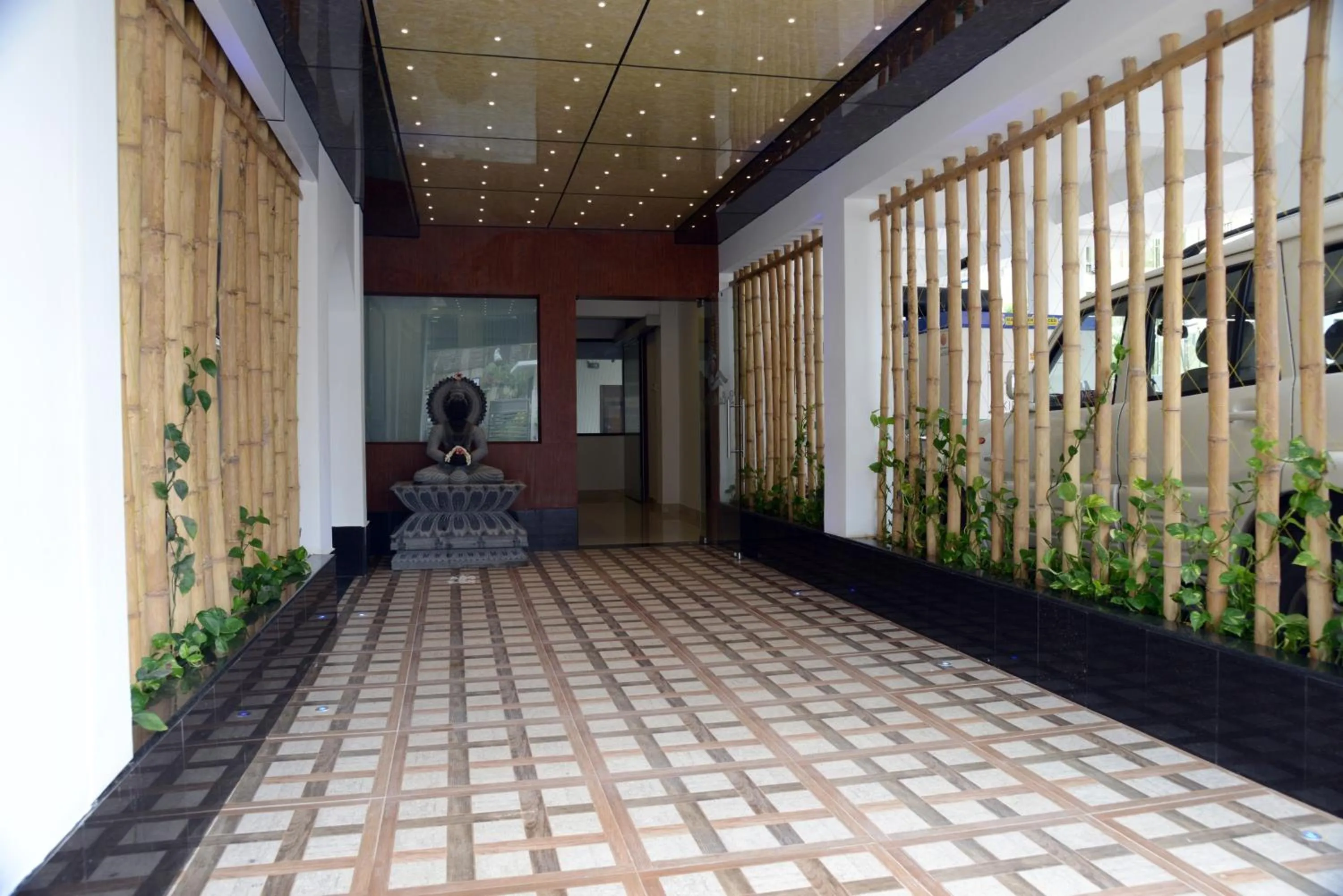 Facade/entrance in De Castle Inn