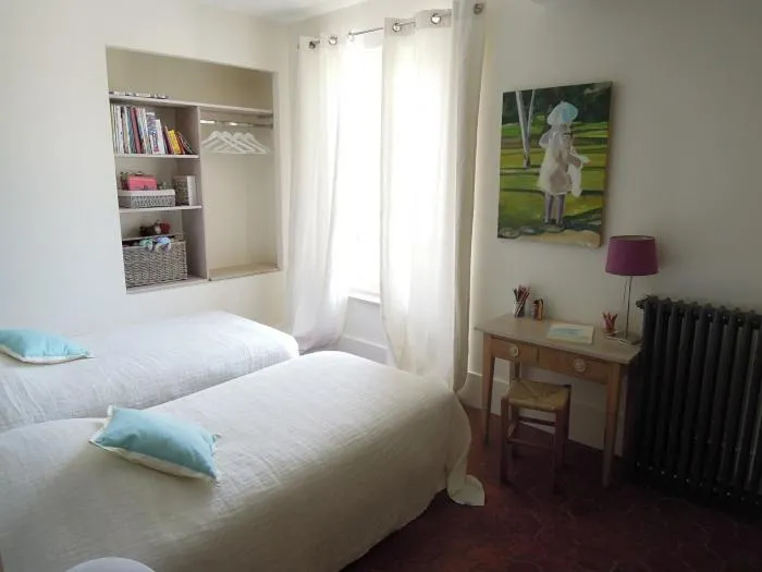 Bed in Clos Florésine B&B