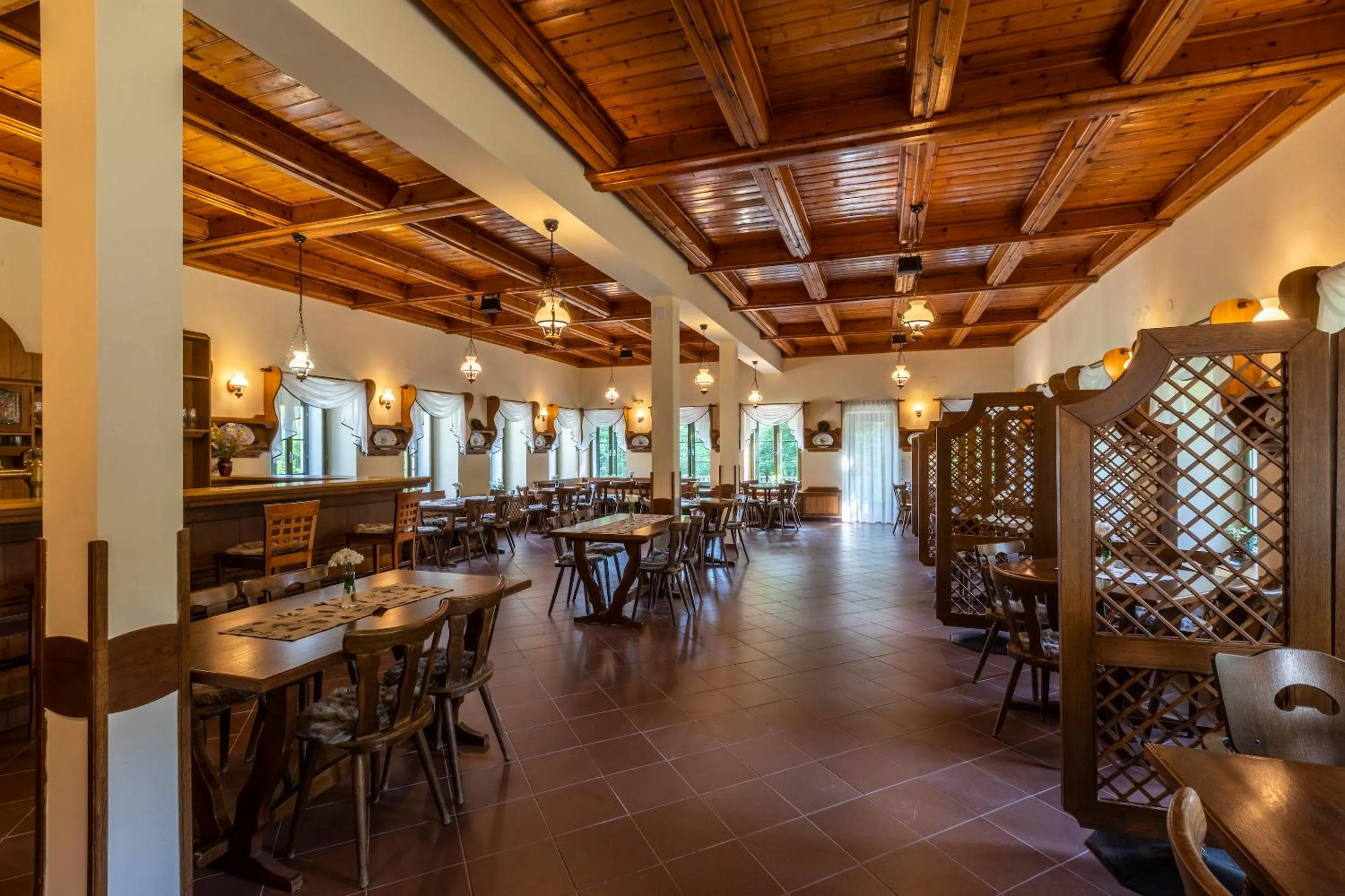 Restaurant/places to eat in Pension Hubert
