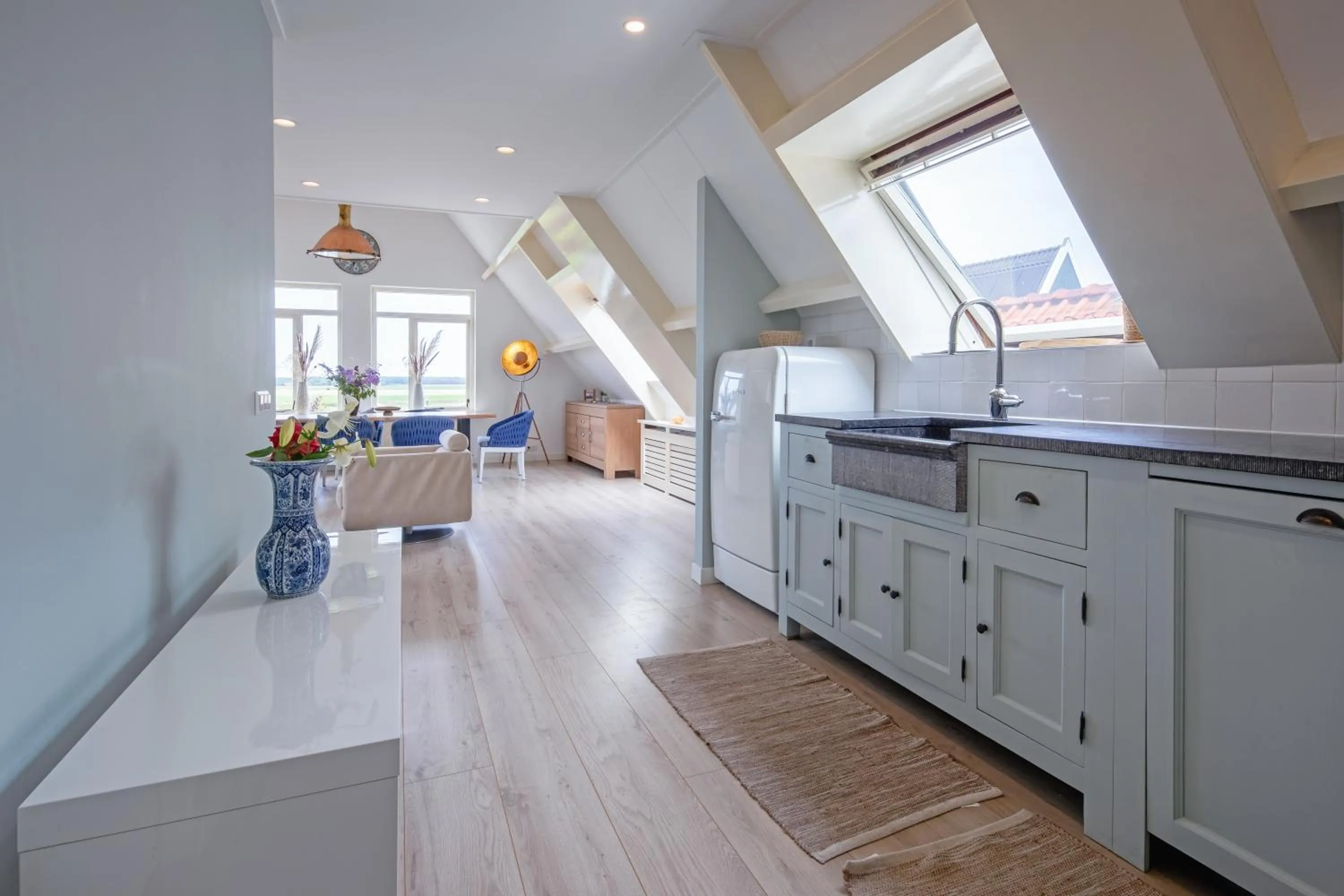 kitchen in Hotel-Restaurant Loodsmans Welvaren