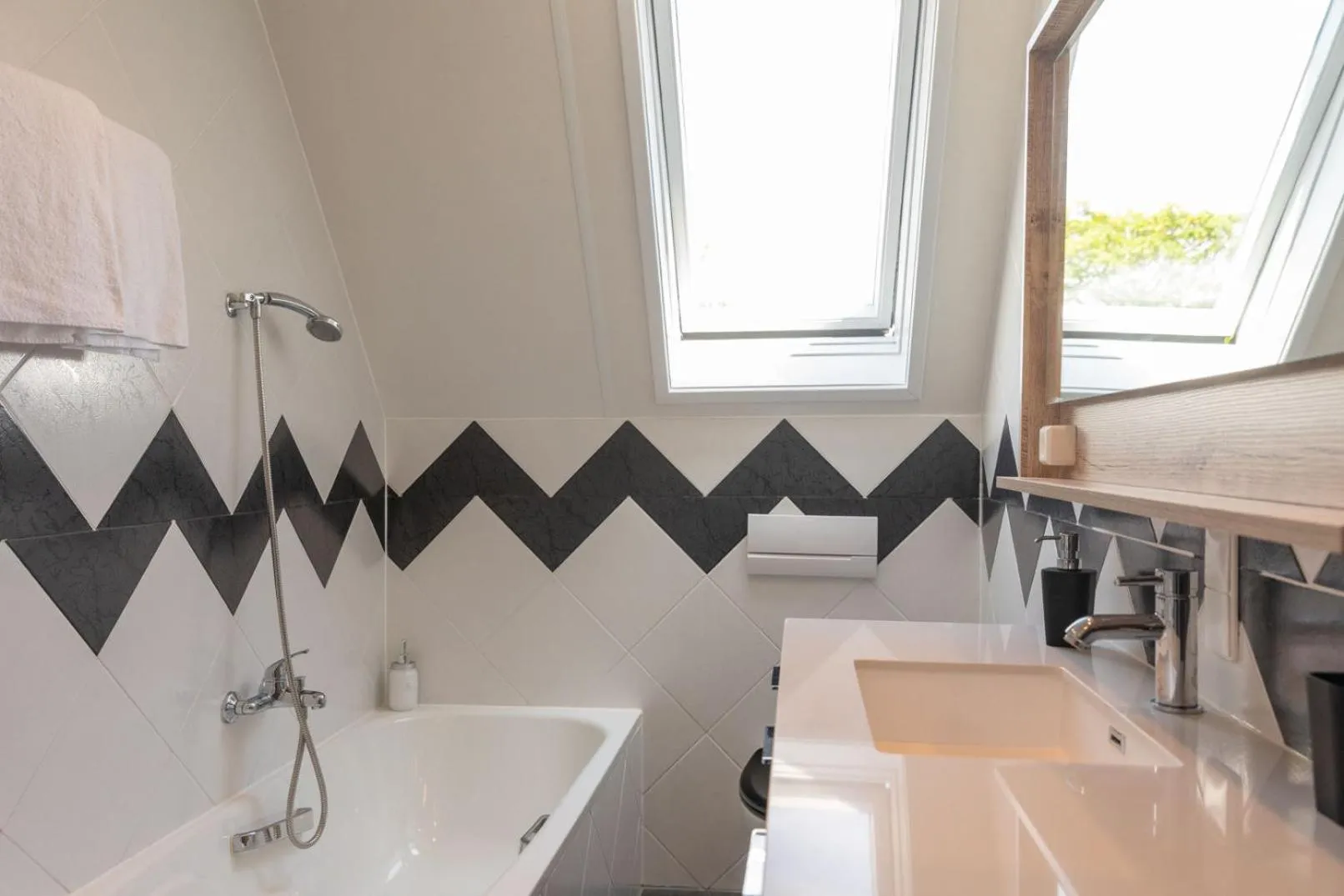 Bathroom in Hotel-Restaurant Loodsmans Welvaren