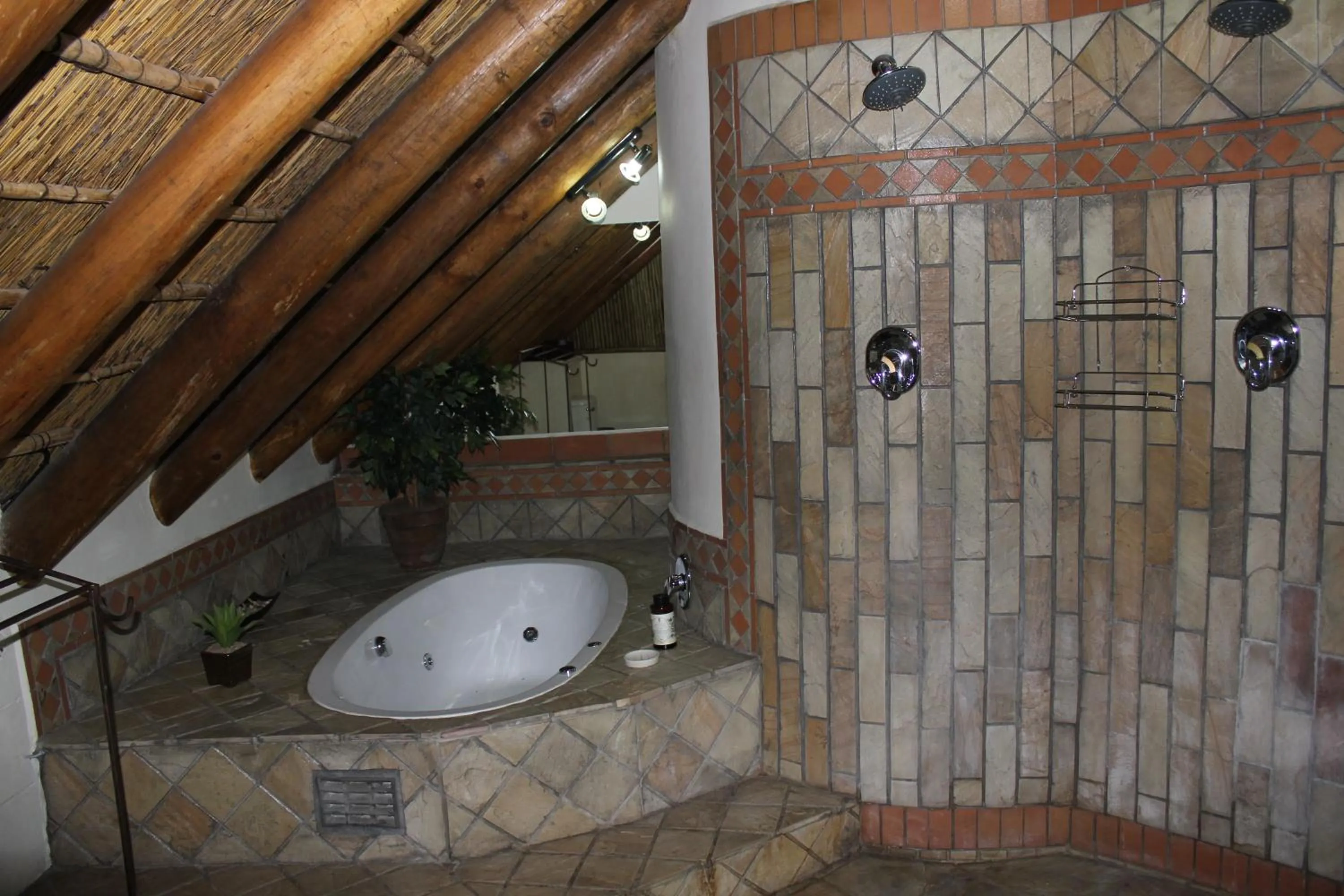 Bathroom in 19th Hole Golf Villa Guesthouse