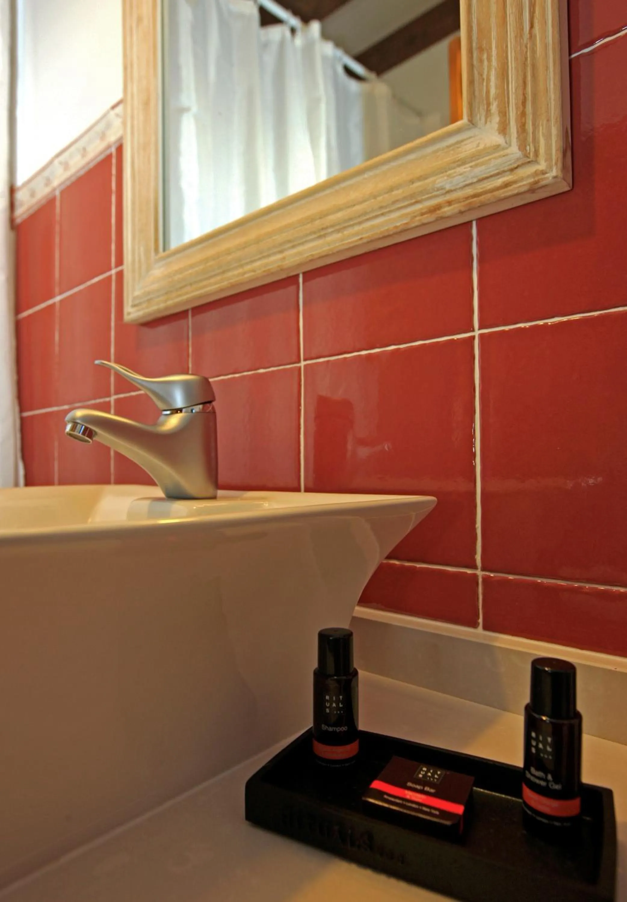 Bathroom in Posada Real del Buen Camino, alojamiento rural