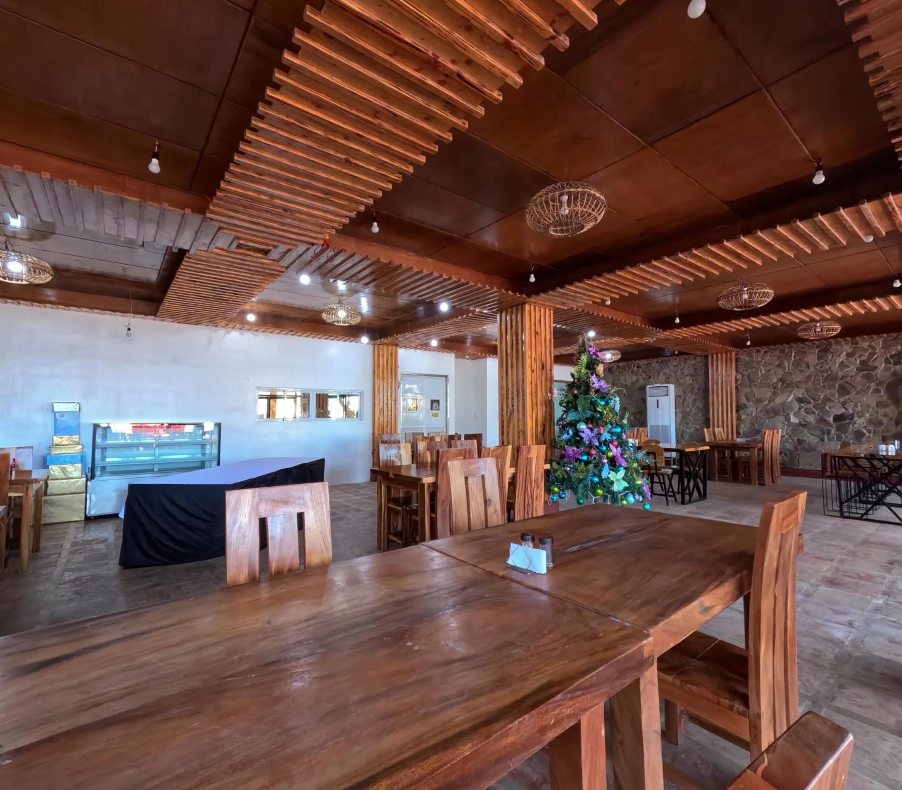 Restaurant/places to eat in The Blessed Purple Bamboo Beach Resort