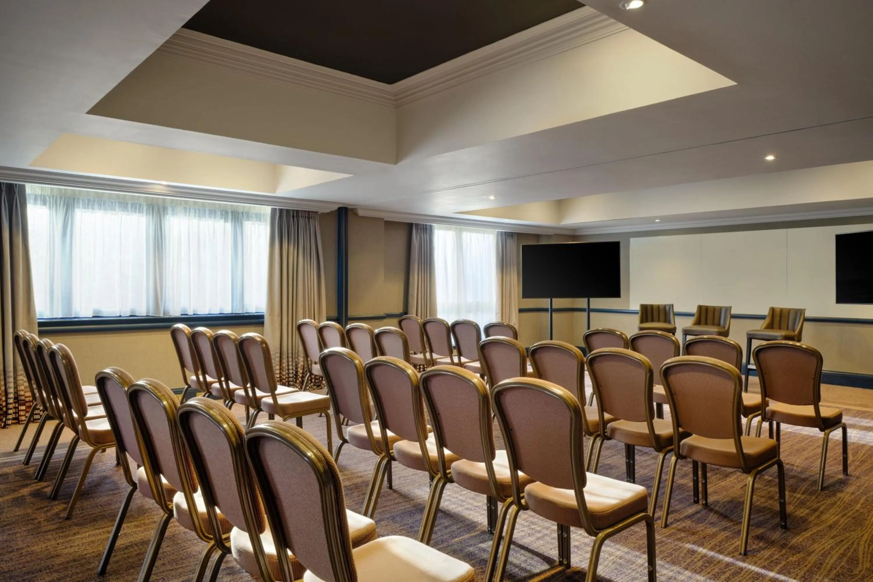 Meeting/conference room in Edinburgh Marriott Hotel Holyrood