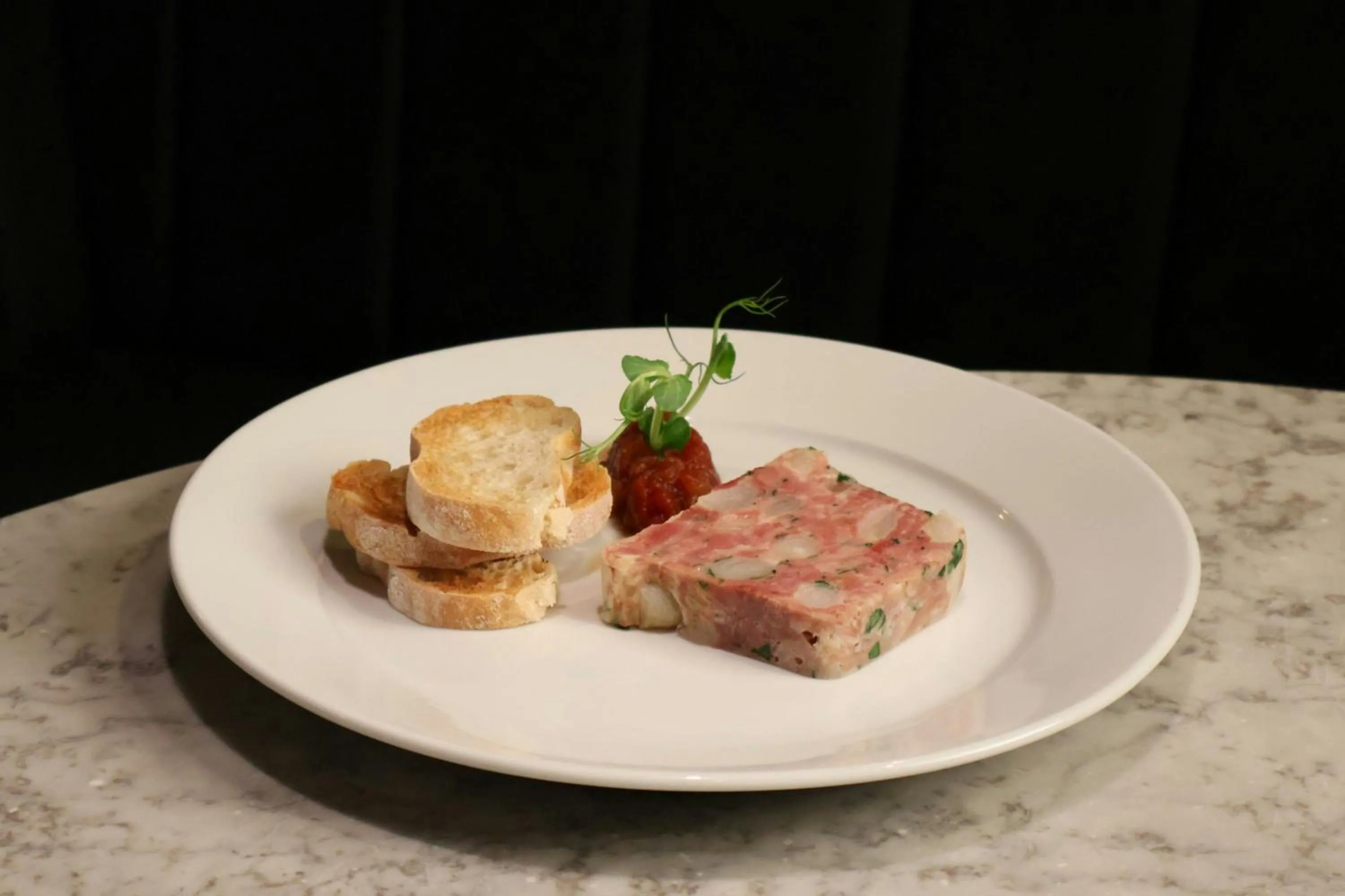 Restaurant/places to eat in Edinburgh Marriott Hotel Holyrood