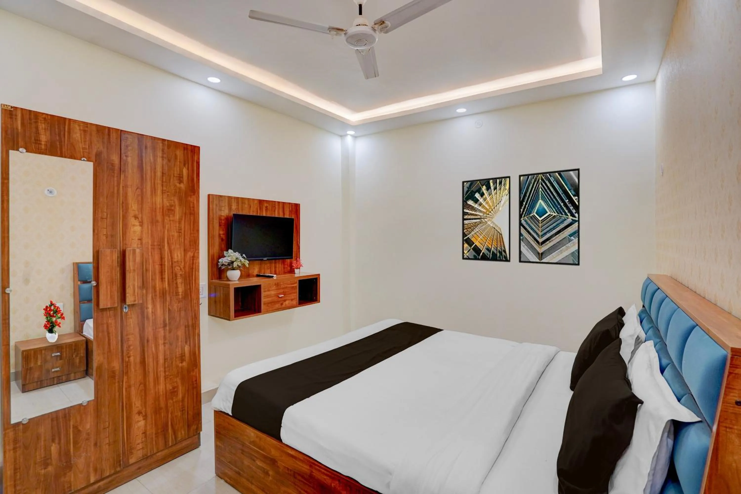Bedroom, Bed in Hotel O Ramaland Homestay