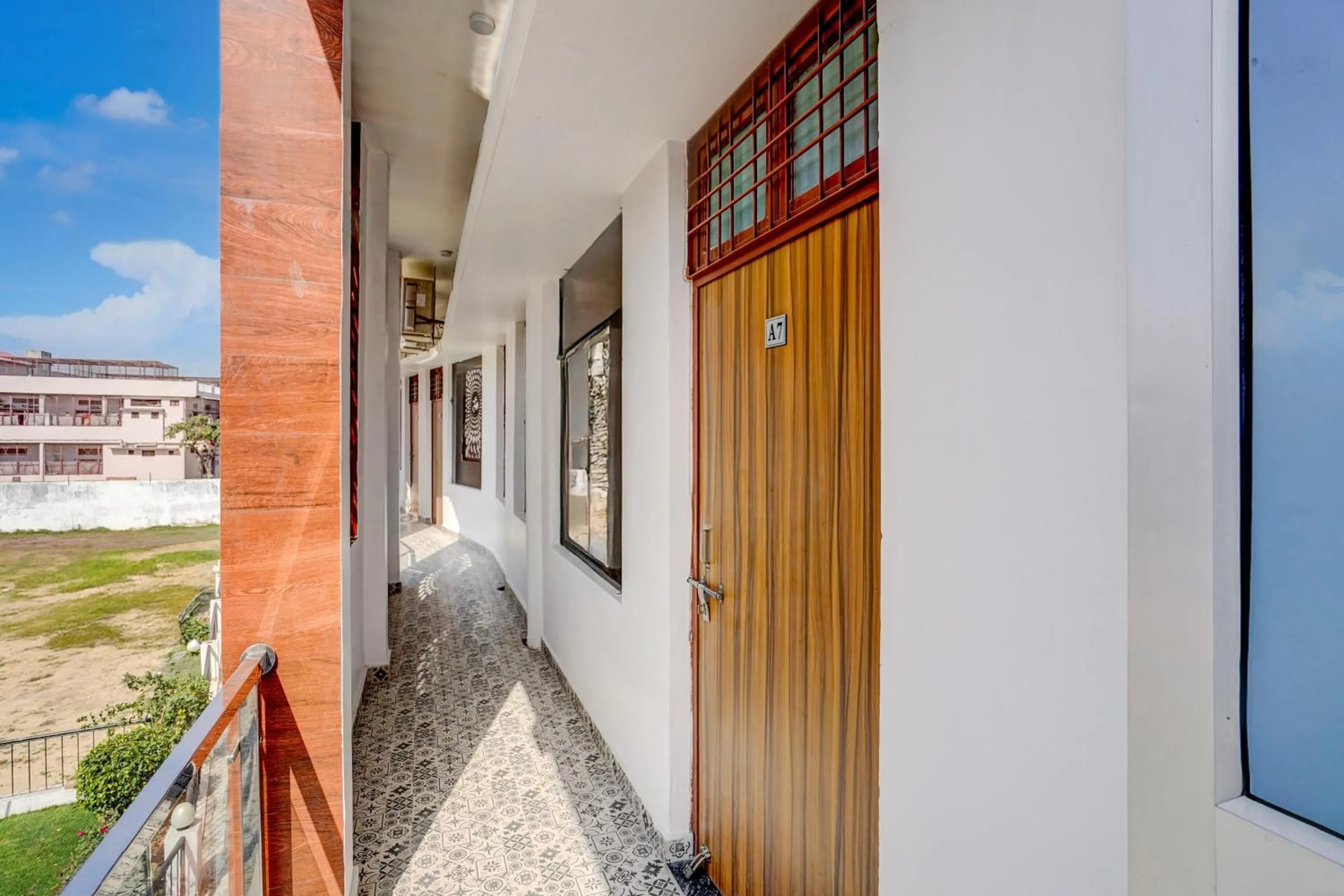 Lobby or reception in Hotel O Ramaland Homestay