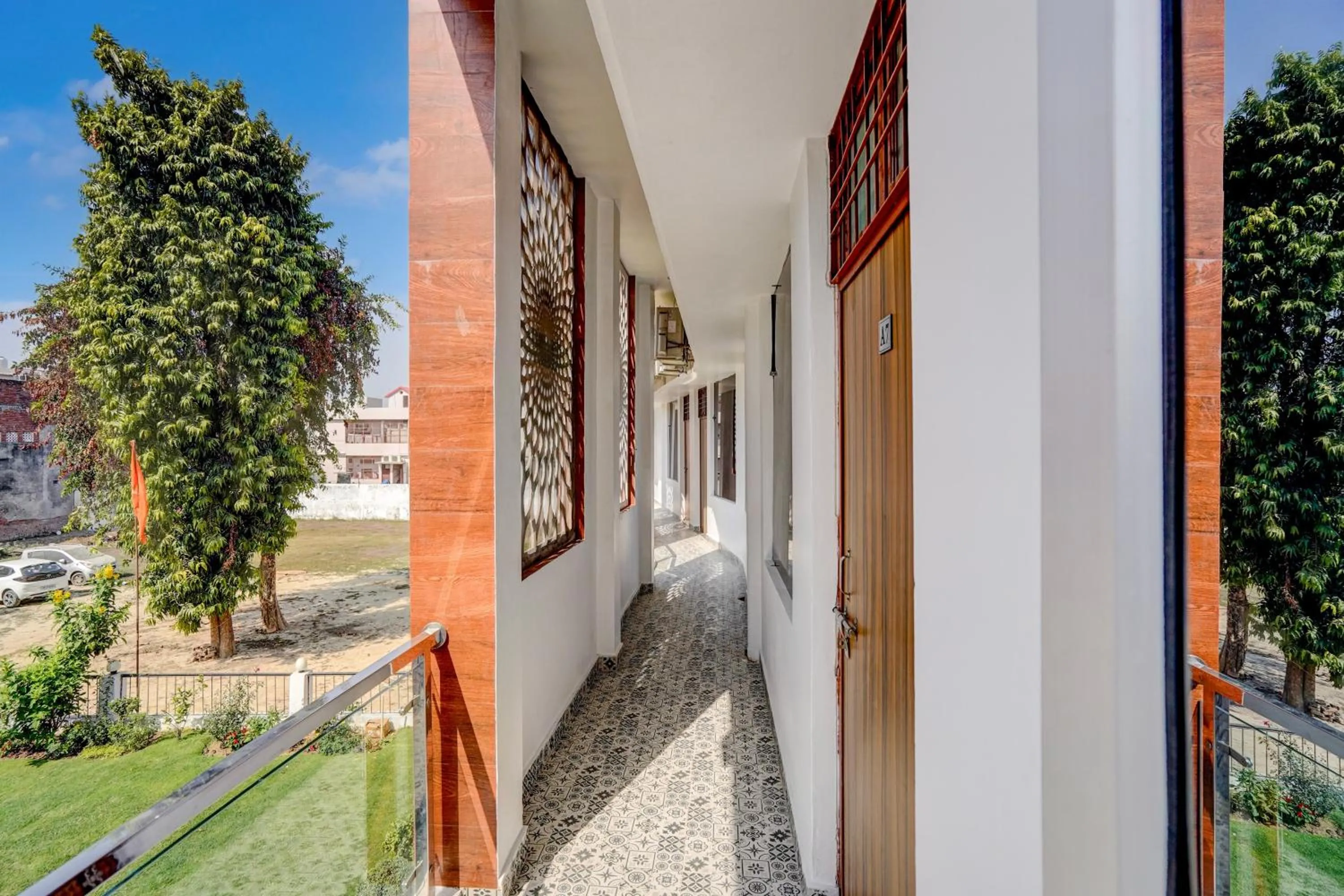 Lobby or reception in Hotel O Ramaland Homestay