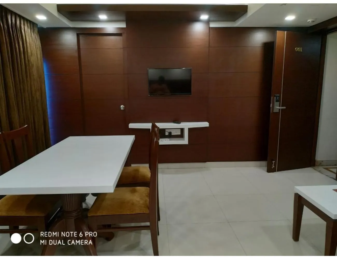 TV and multimedia in Hotel Maurya International, Chennai