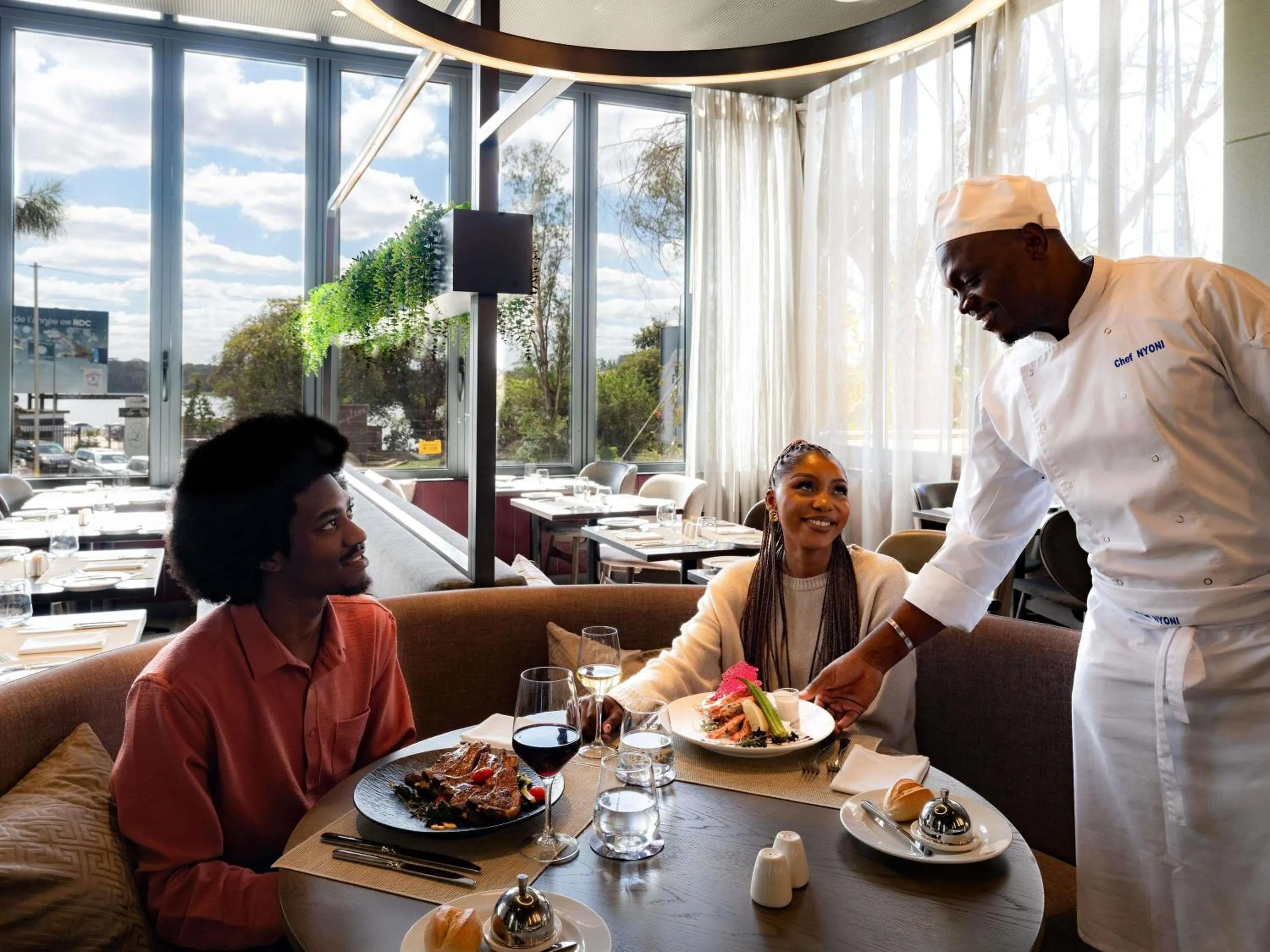 Restaurant/places to eat in Novotel Lubumbashi