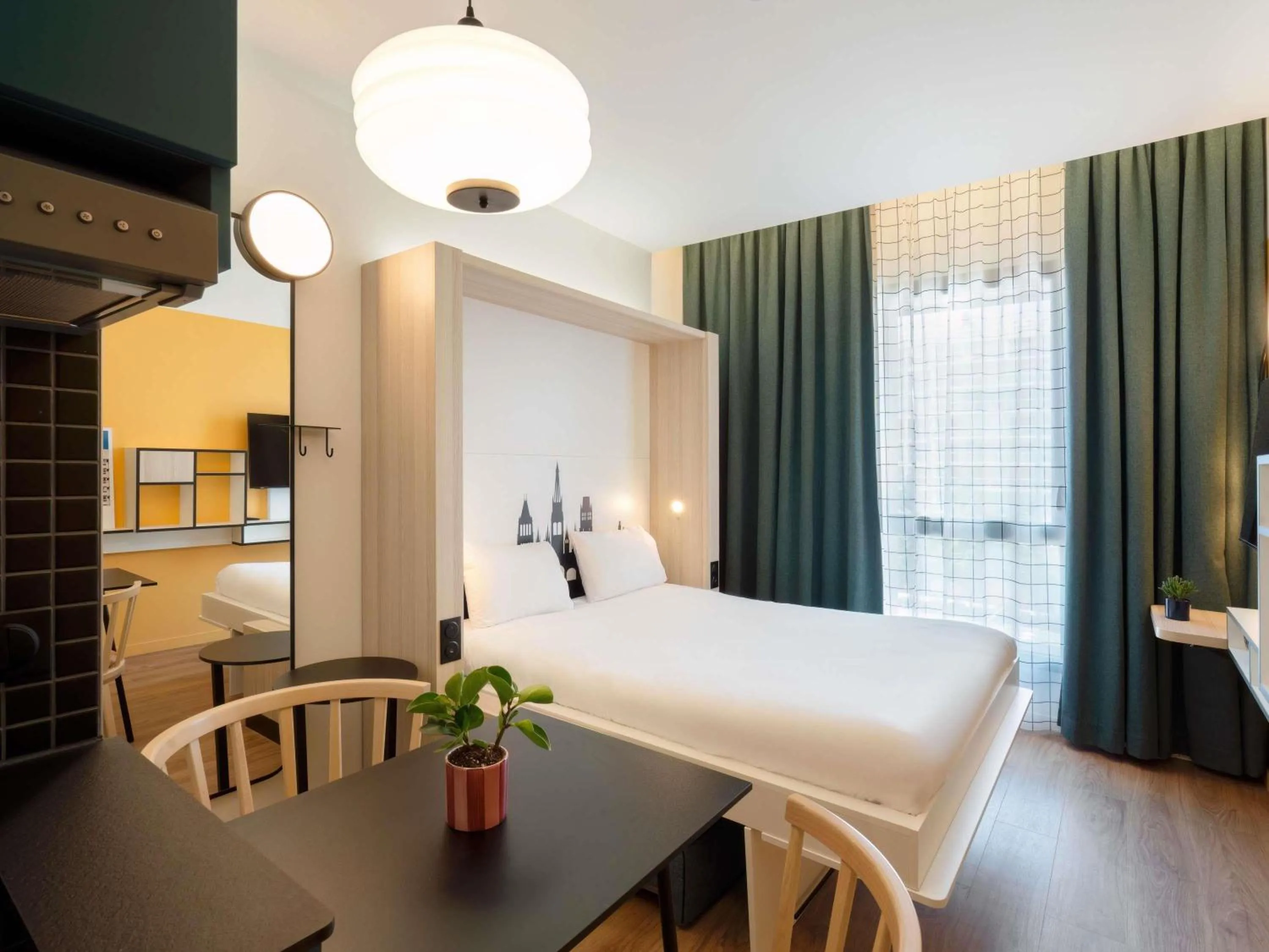 Bedroom, Bed in Aparthotel Adagio Access Rouen Centre Cathédrale