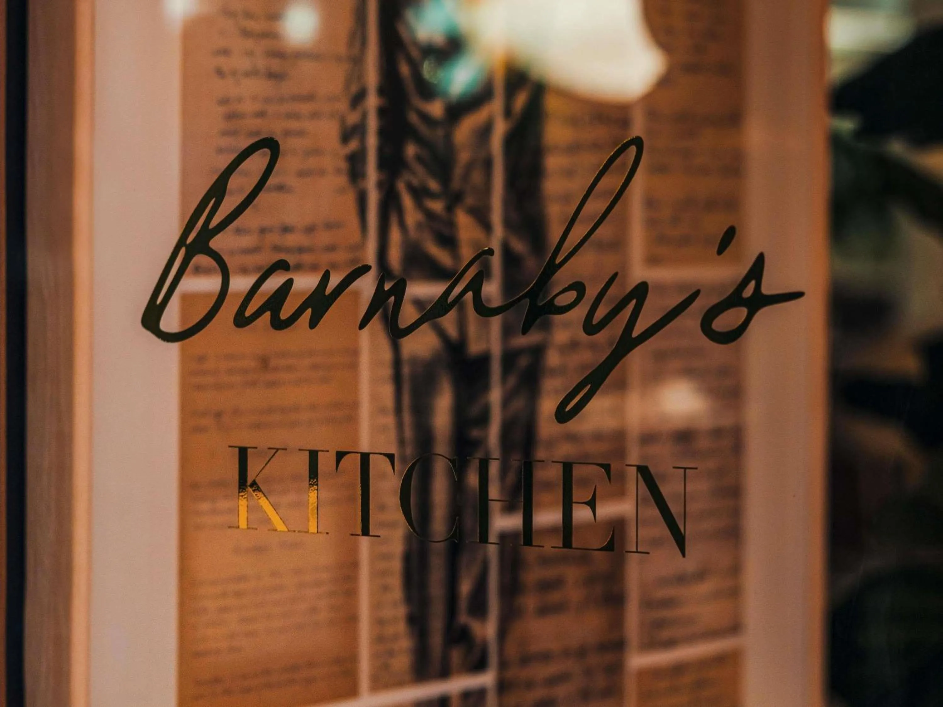 Restaurant/places to eat in Mercure London Earls Court