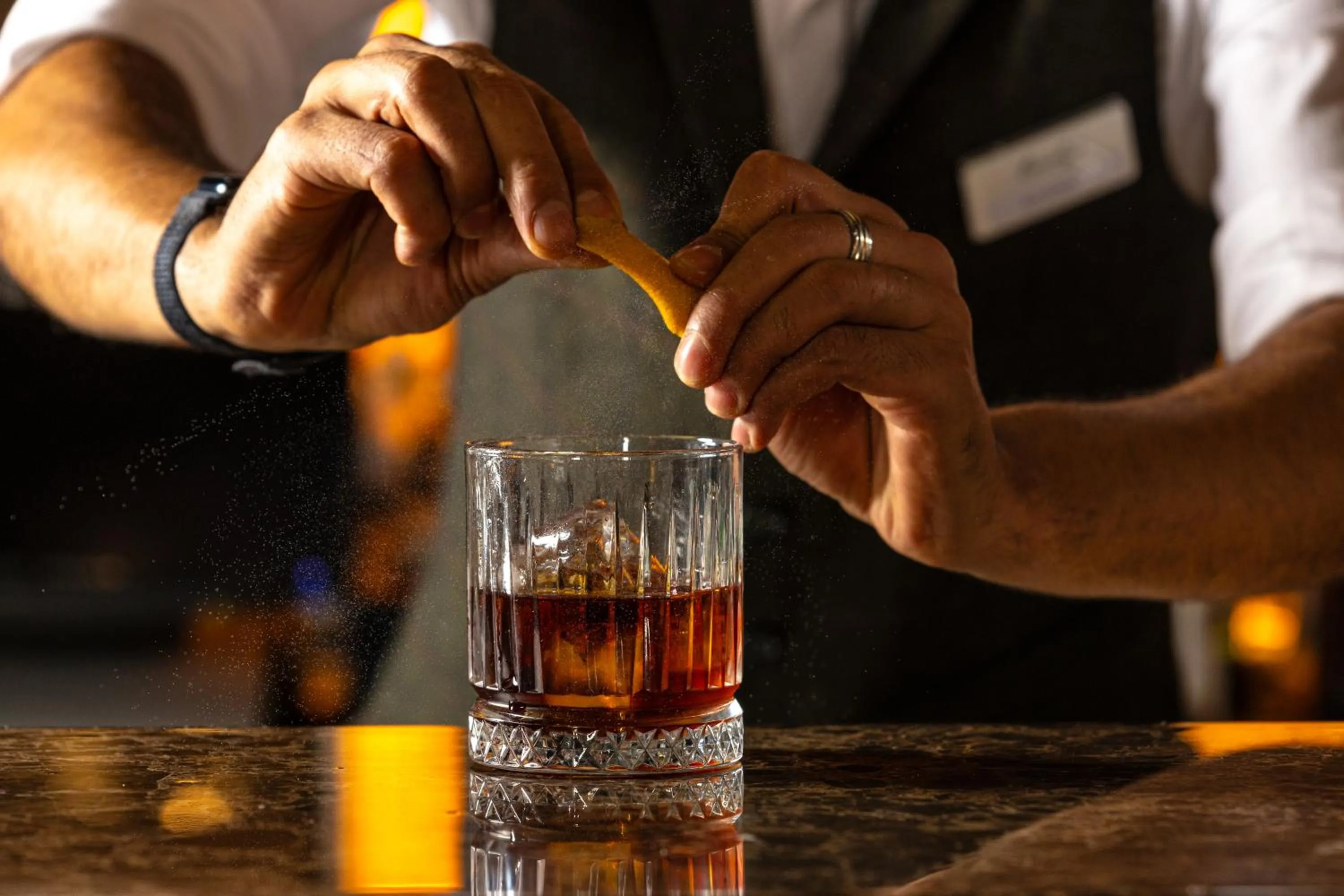 Lounge or bar in Mercure London Earls Court