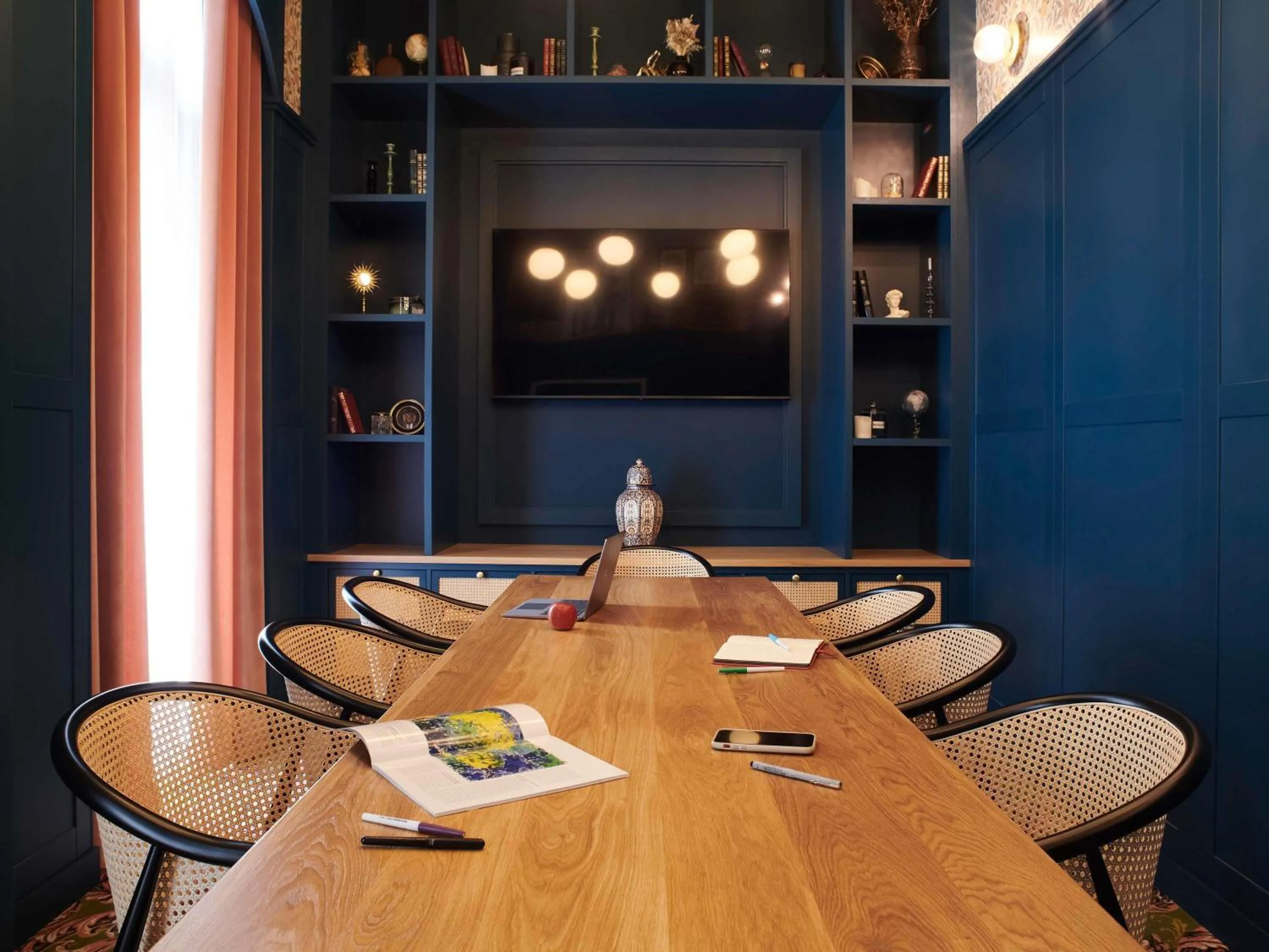 Meeting/conference room in Square Lodge Hotel Accor - La Roche-sur-Yon