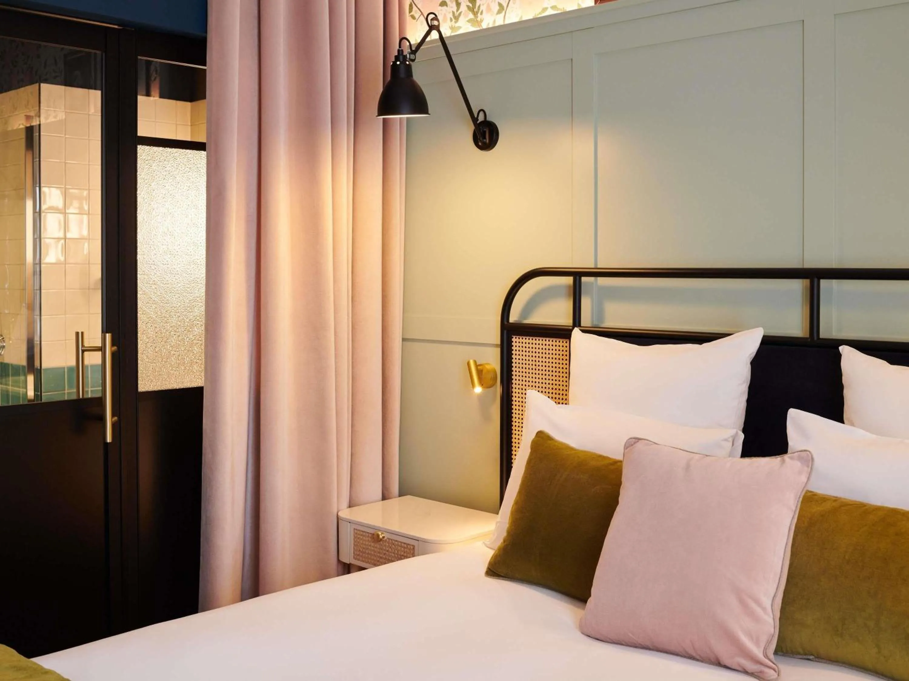 Bedroom, Bed in Square Lodge Hotel Accor - La Roche-sur-Yon