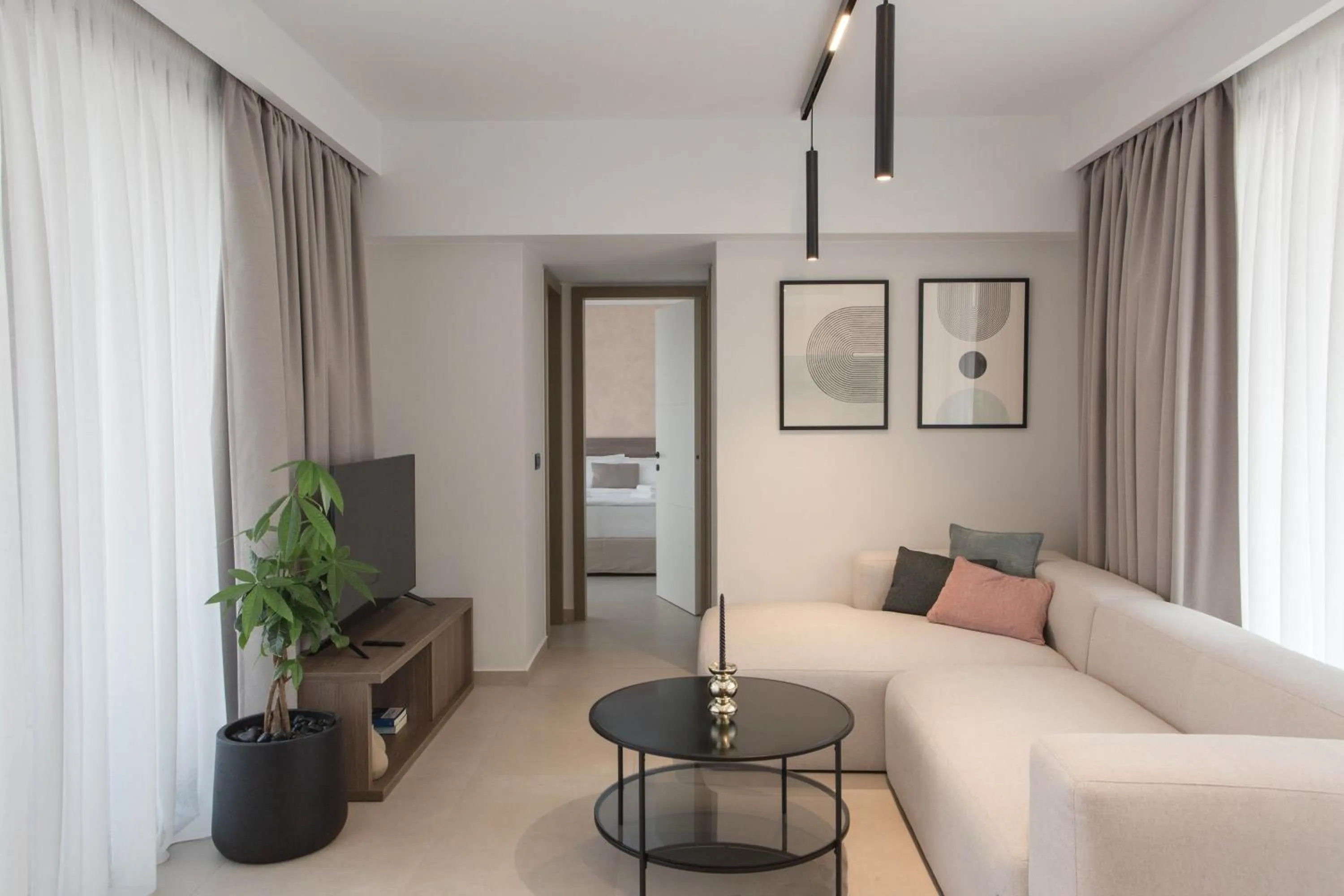 TV and multimedia, Bed in Chania Elegance Suites