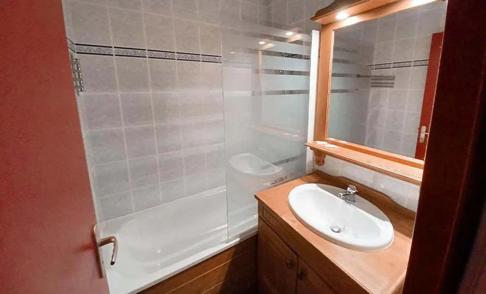 Bathroom in Vacancéole - Résidence Les Chalets de la Ramoure