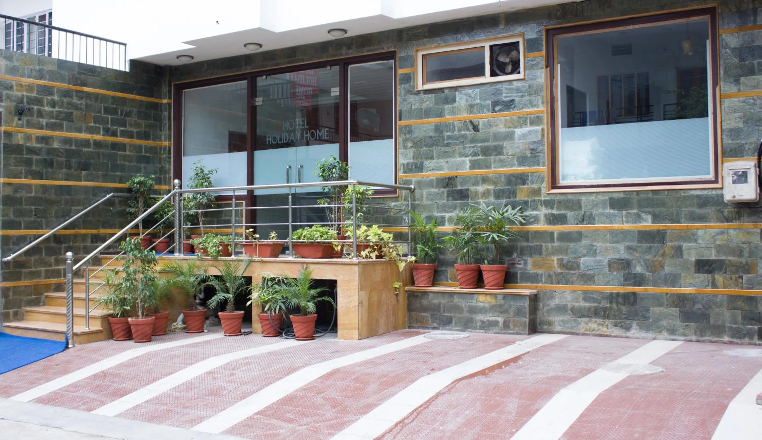 Property building in Hotel Holiday Home