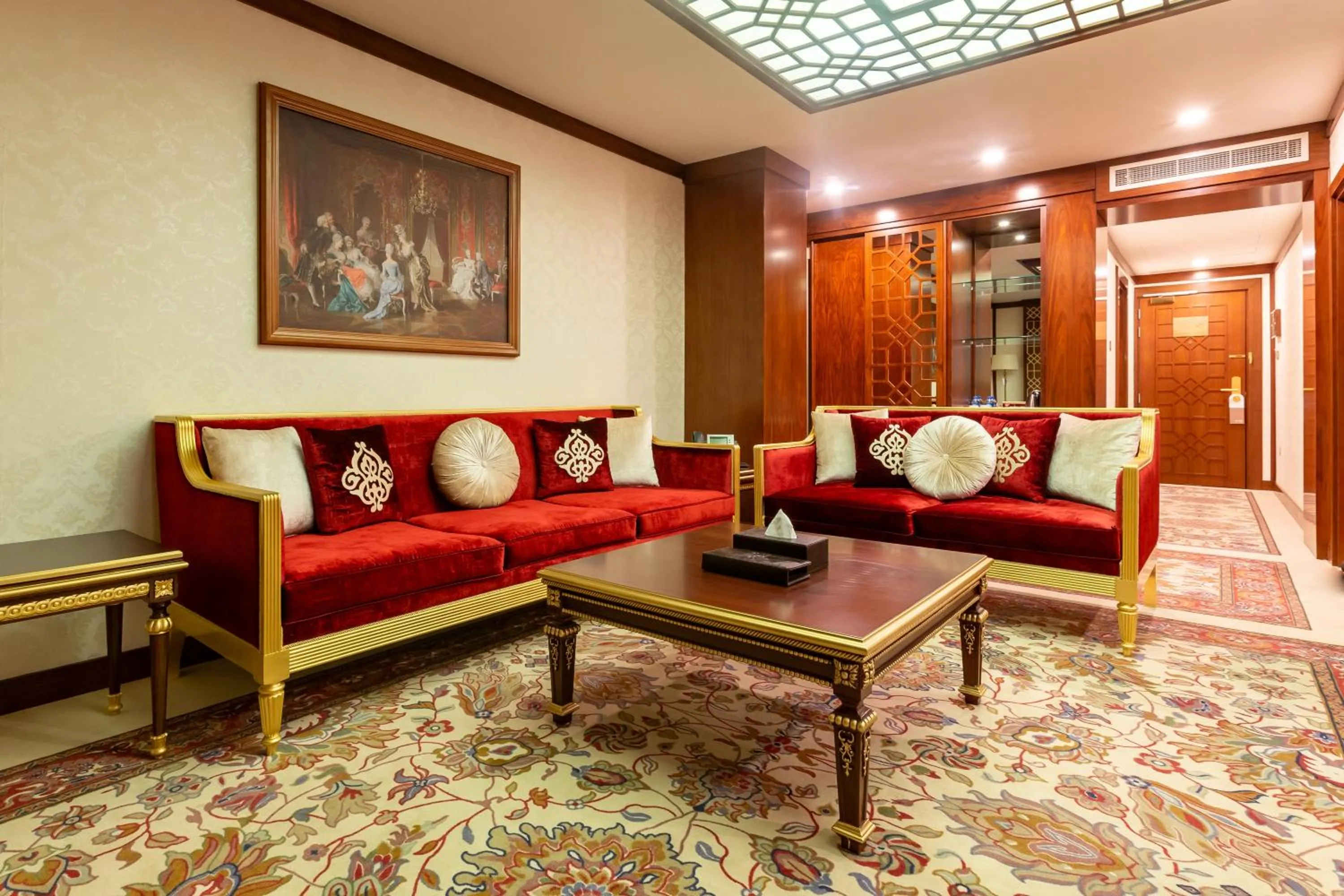 Living room in Cristal Erbil Hotel