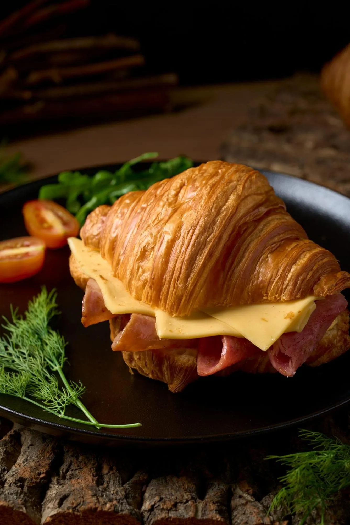 Restaurant/places to eat in Kamala Havana Hotel and Cafe