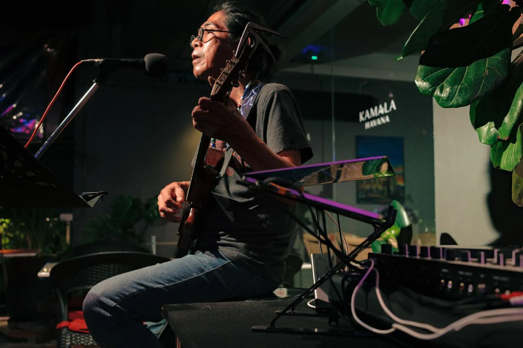 Restaurant/places to eat in Kamala Havana Hotel and Cafe