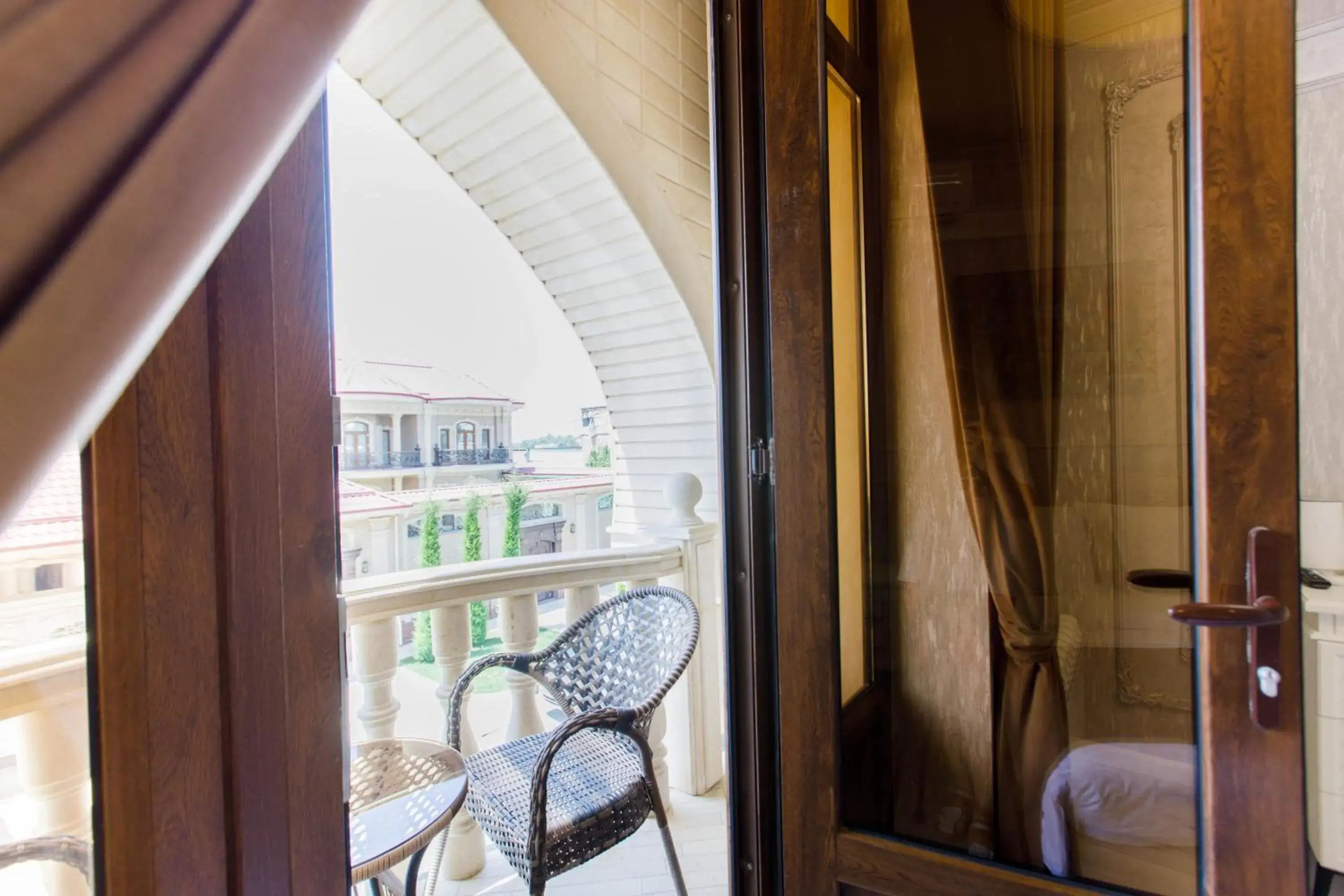 Junior Suite with Balcony in Hotel Dali Samarkand Junior Suite with Balcony in Hotel Dali Samarkand