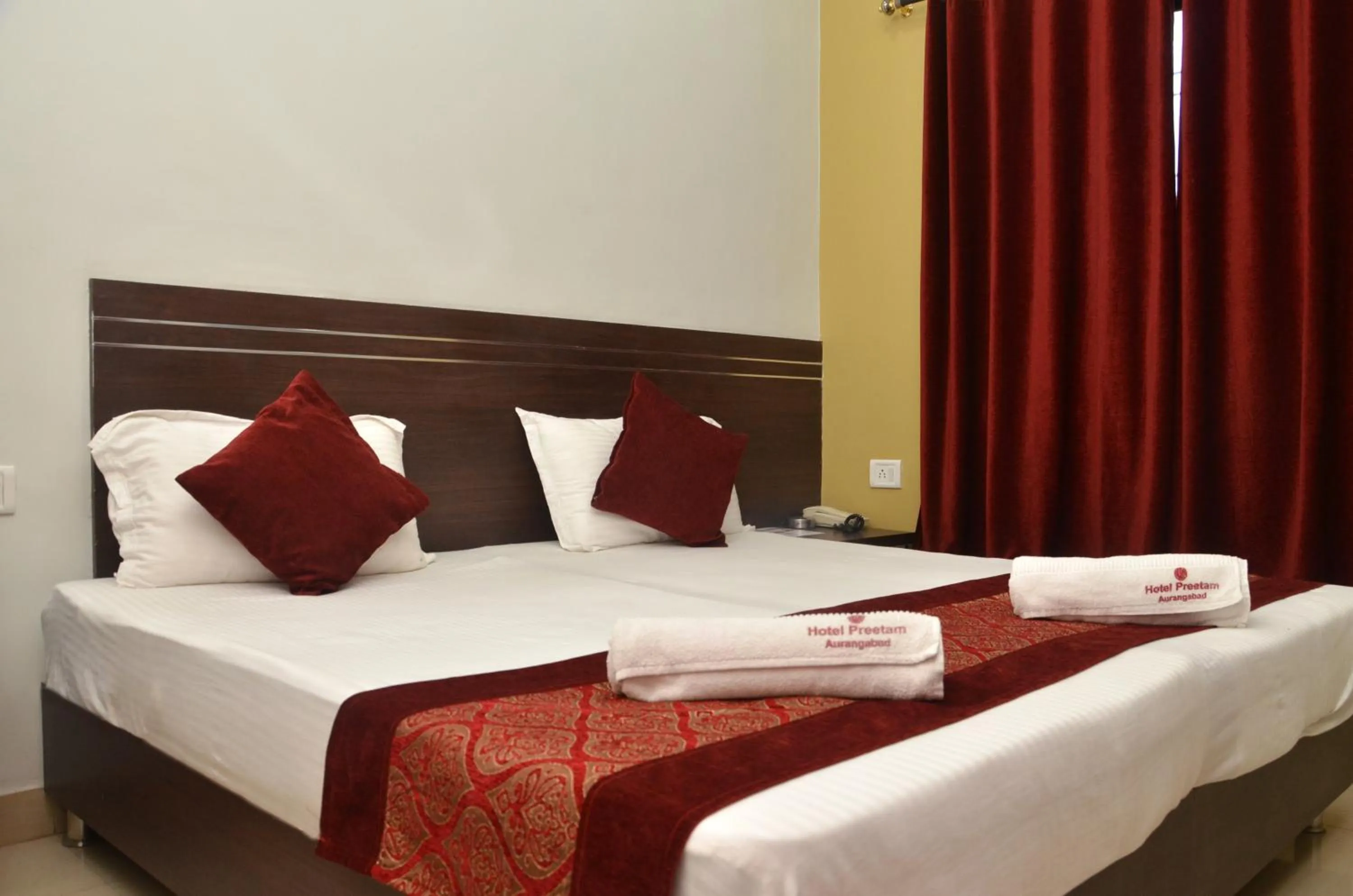 Bed in Hotel Preetam Aurangabad